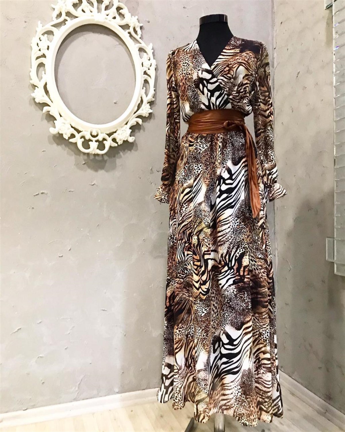 Leopar Desen Kruvaze Yaka Şifon Kumaş Elbise