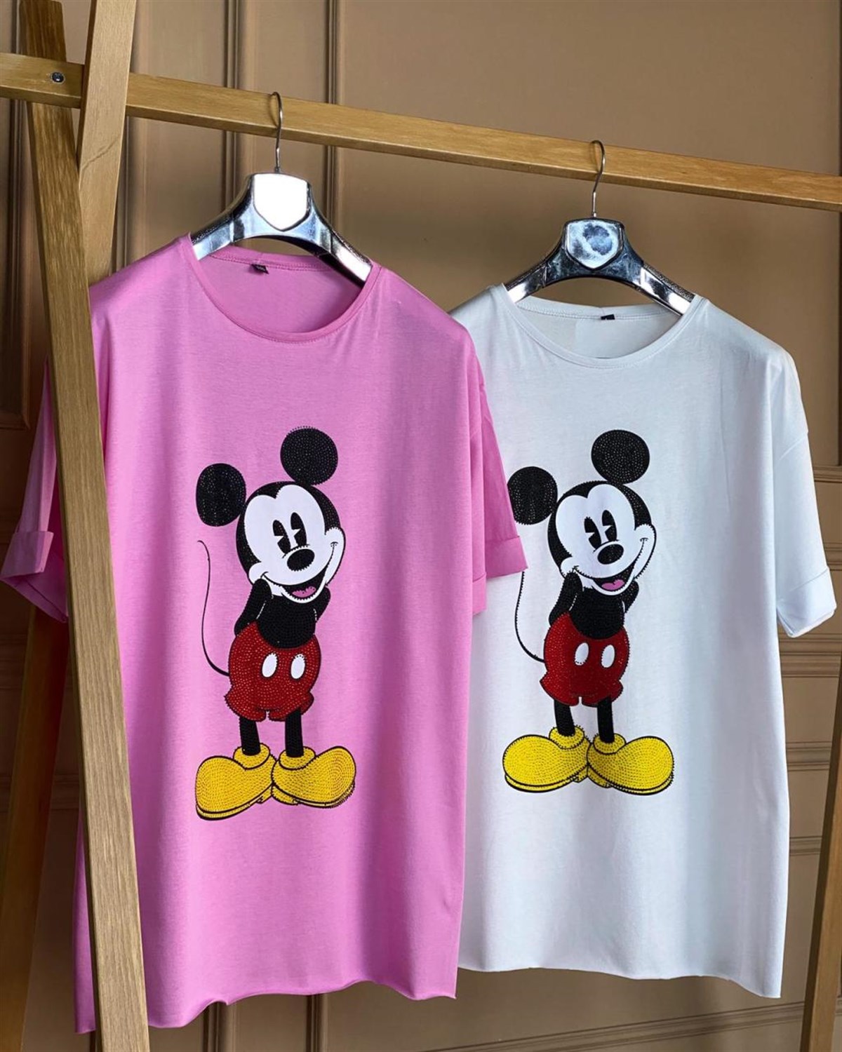 Mickey Mouse Üzerine Taş İşçilikli Tshirt (PEMBE & BEYAZ)