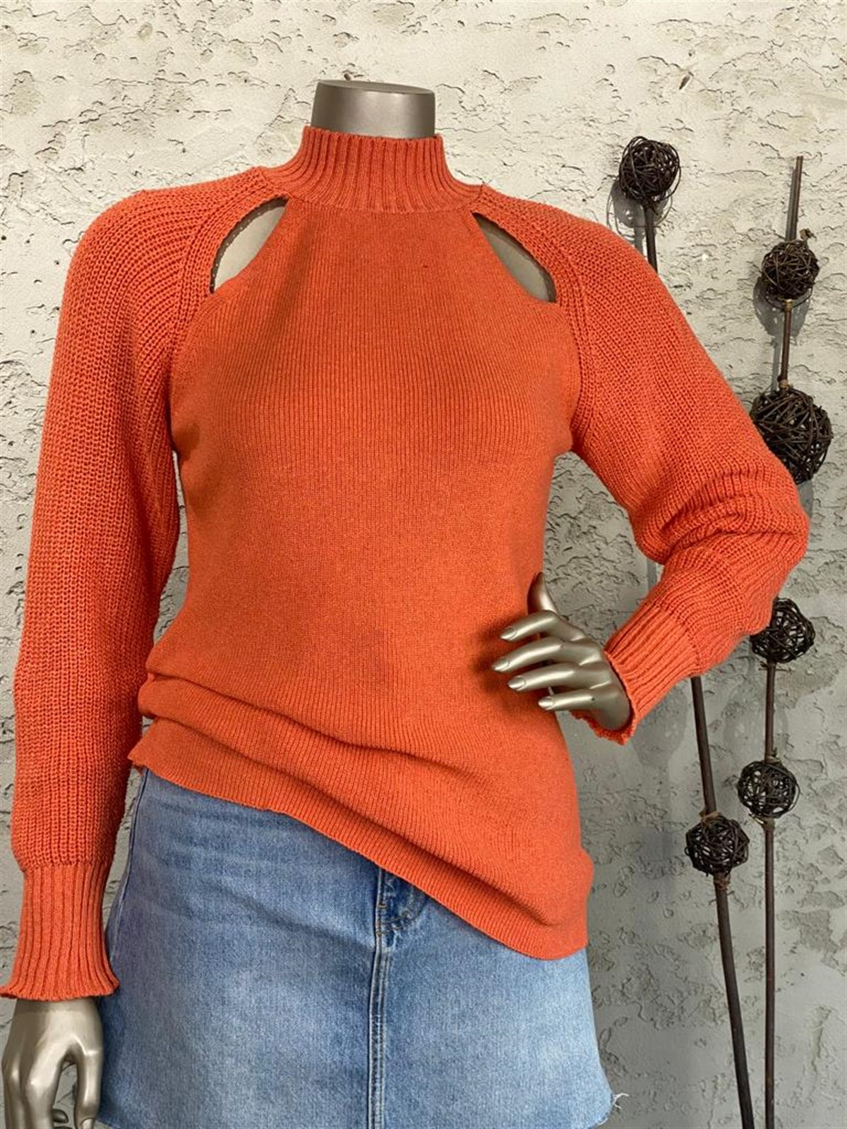 Omuzdan Detaylı Dik Yaka Örme Triko (Oranj)