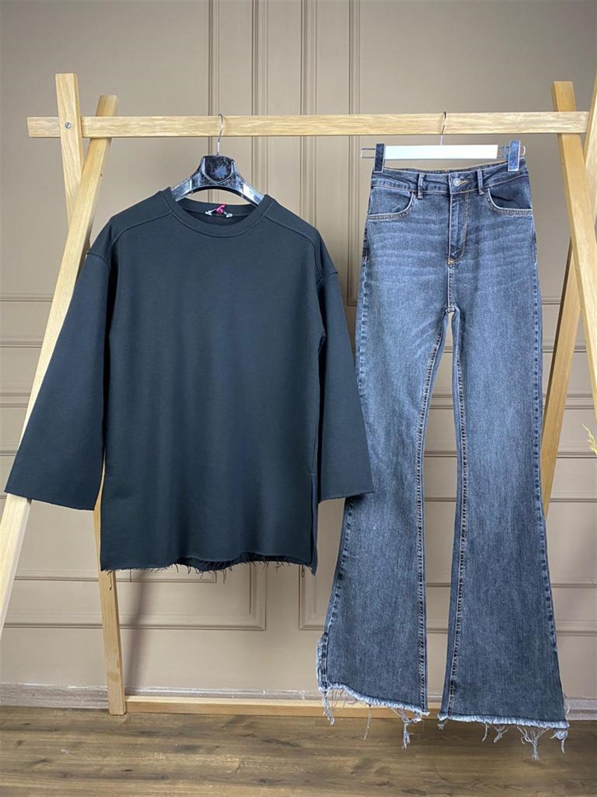 Orjinal Marka İspanyol Paça Yırtmaçlı Jean