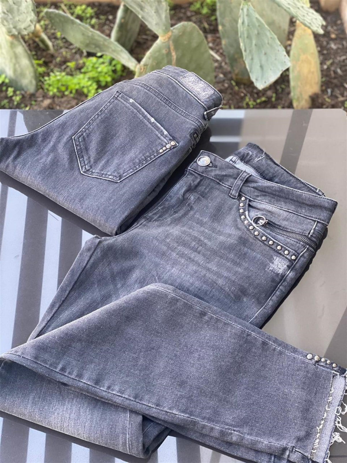 Orjinal Marka Zımba Detaylı Jean