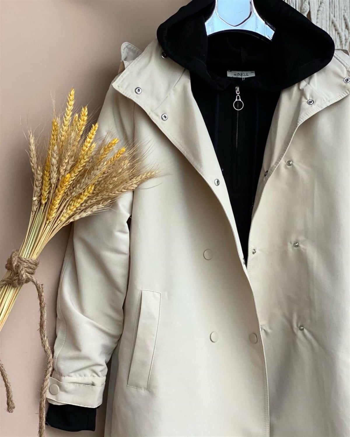 Oversize Kesim Kapşonlu Trençkot