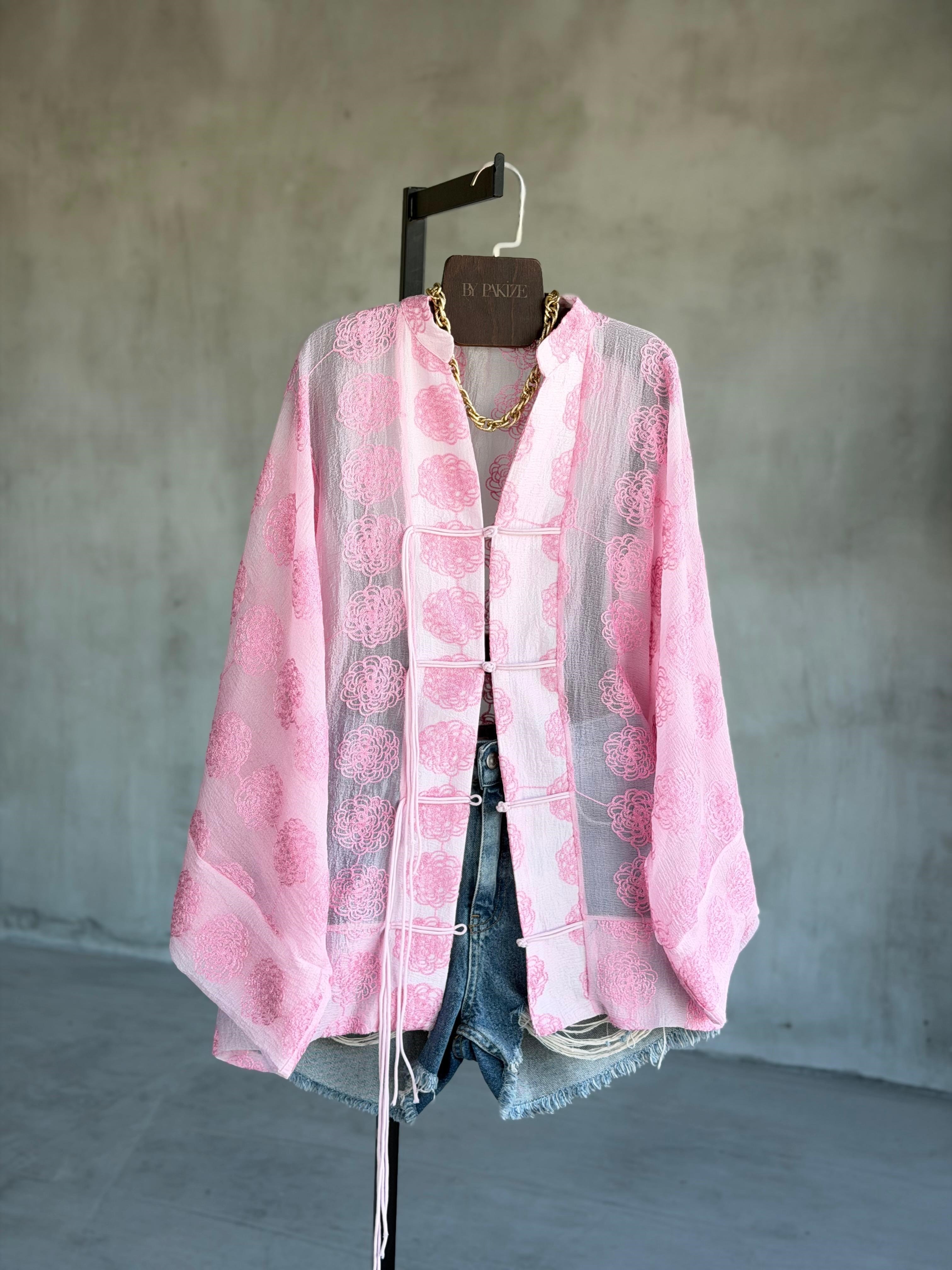 Premium Brode Kumaş Bağlama Detaylı Kimono Gömlek (Şeker Pembesi)