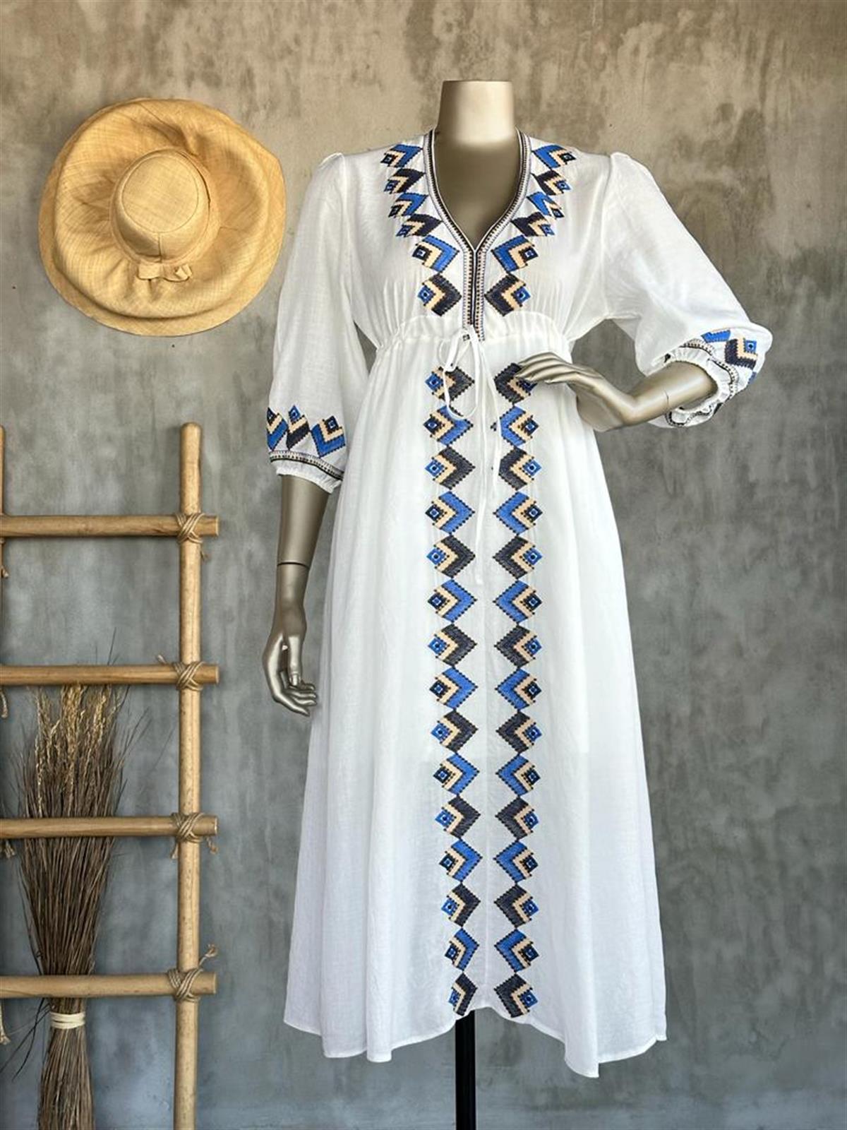 Tasarım Full Mavi Nakış İşçilikli Elbise (Naturel)