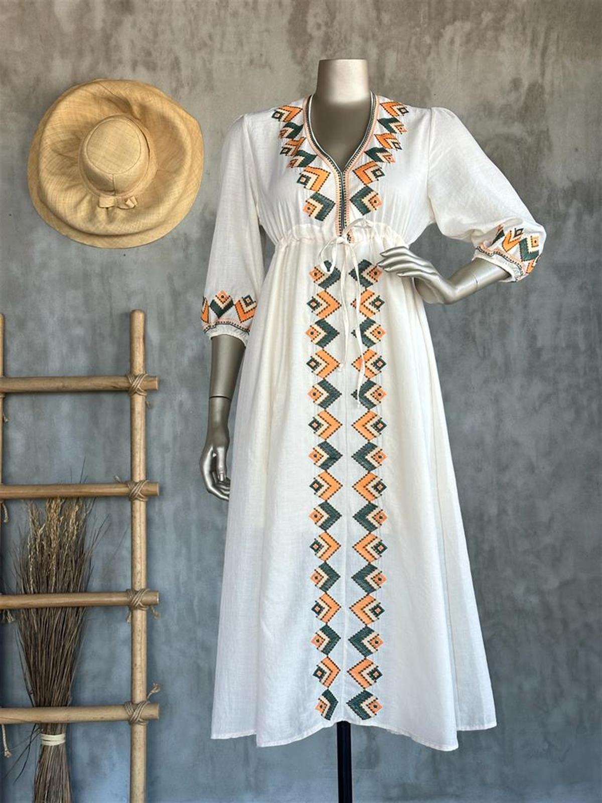 Tasarım Full Oranj Nakış İşçilikli Elbise (Naturel)