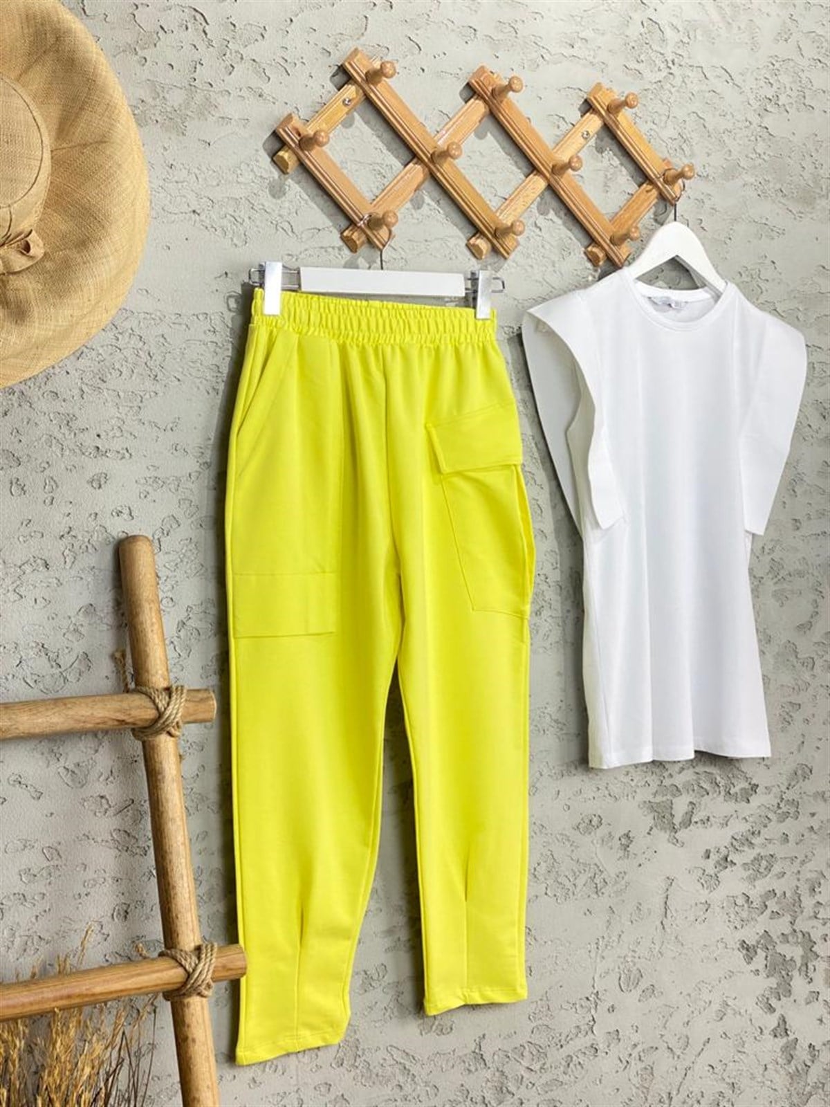 Tasarım Model Paça Gipeli Cepli Pantolon (Limon Sarı)