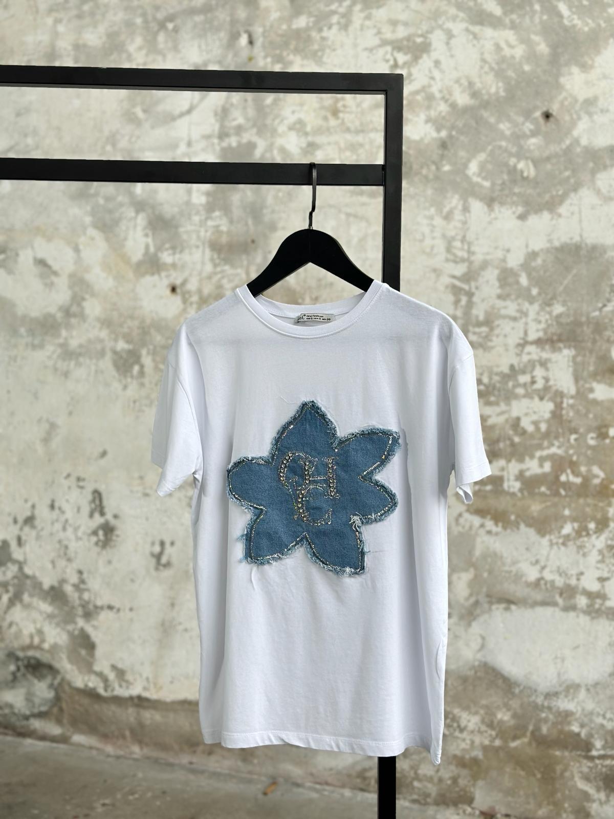 Tasrım Model Denim Çiçek Desenli T-Shirt (Beyaz)