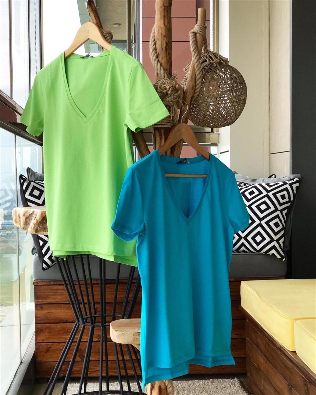 V Yaka Basic Penye Tshirt (YEŞİL & MAVİ)