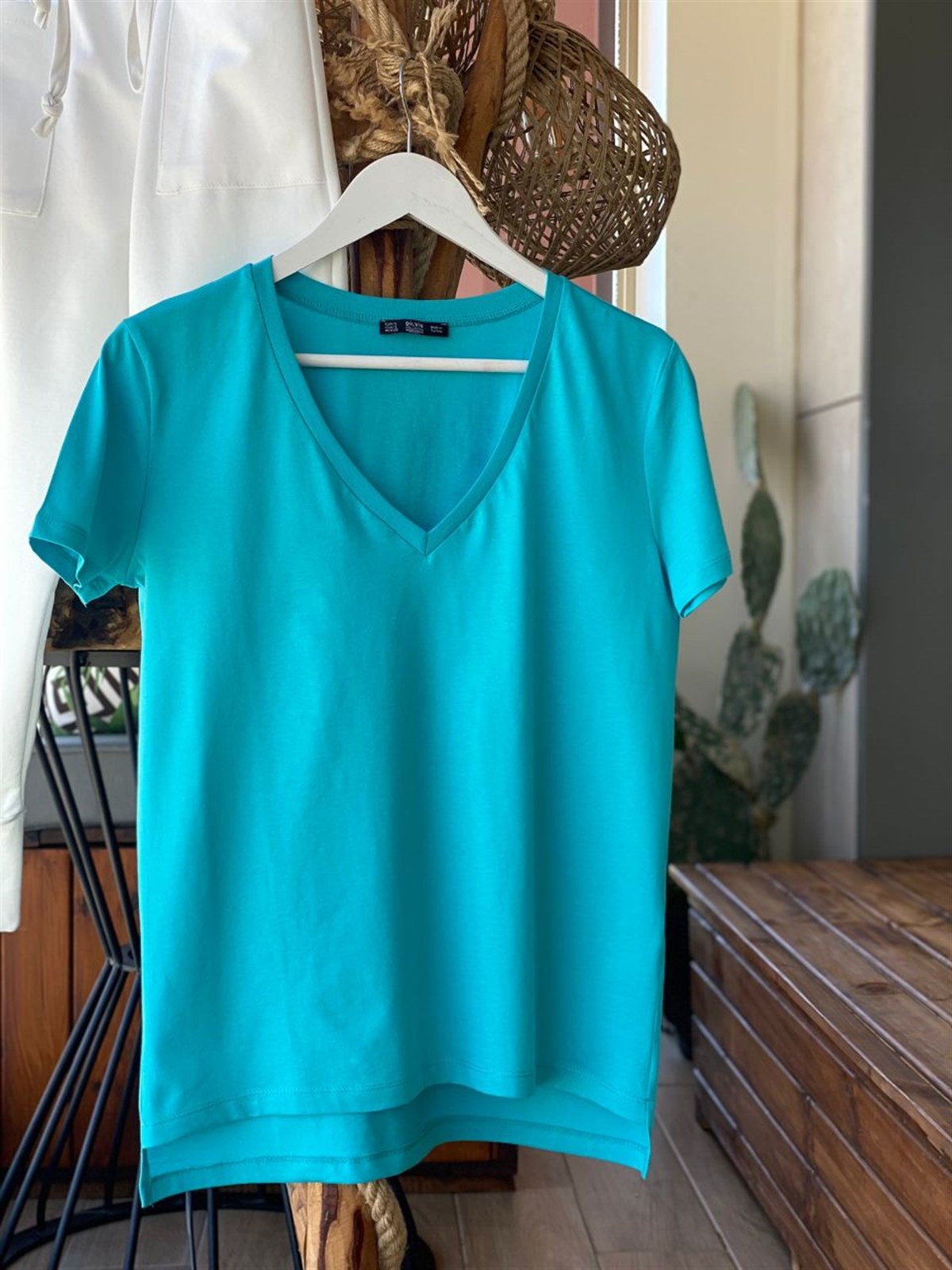 V Yaka Basic Tshirt  (Turkuaz)