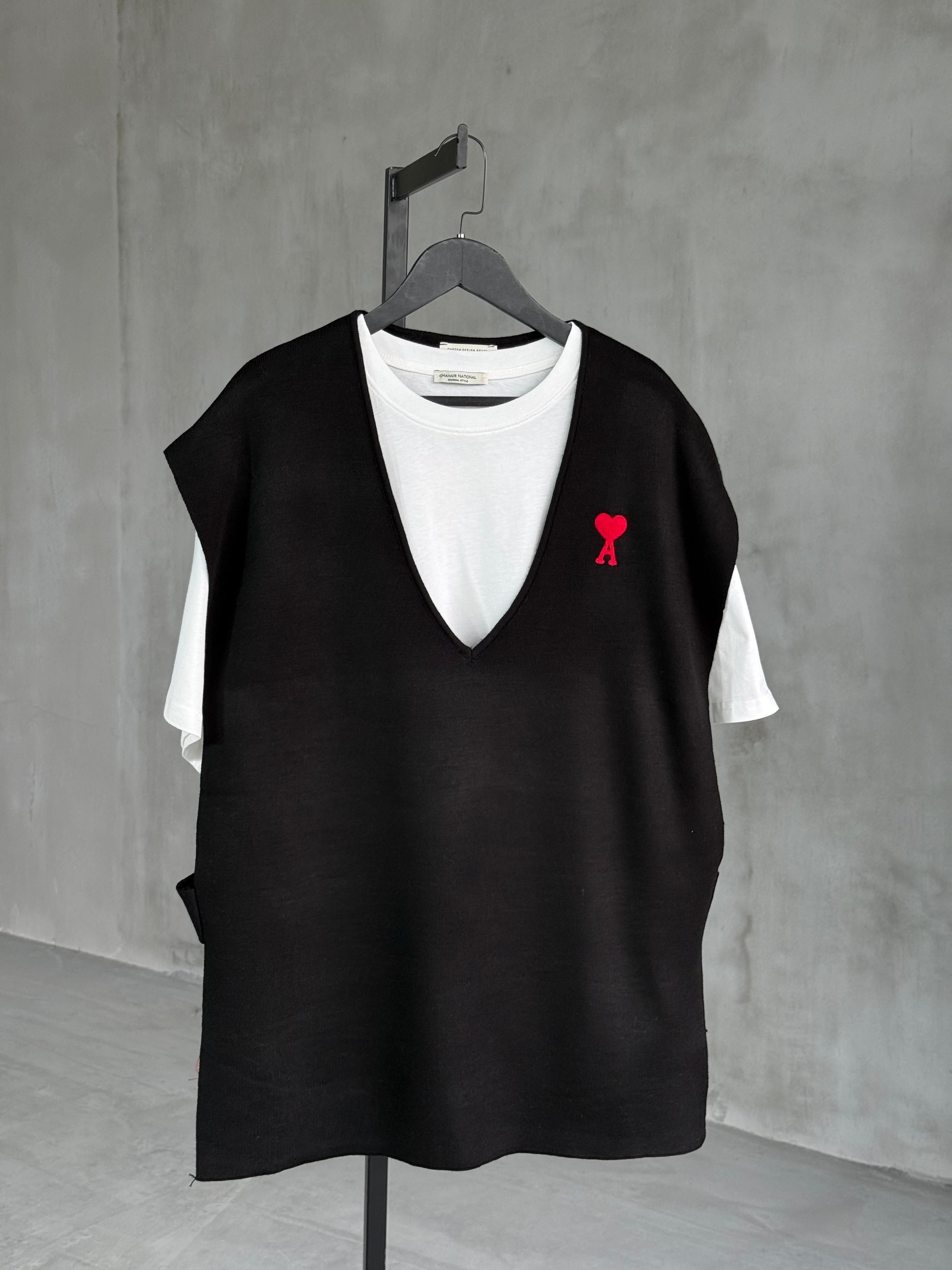 Yan Bantlı Triko Oversize Süveter (Siyah)