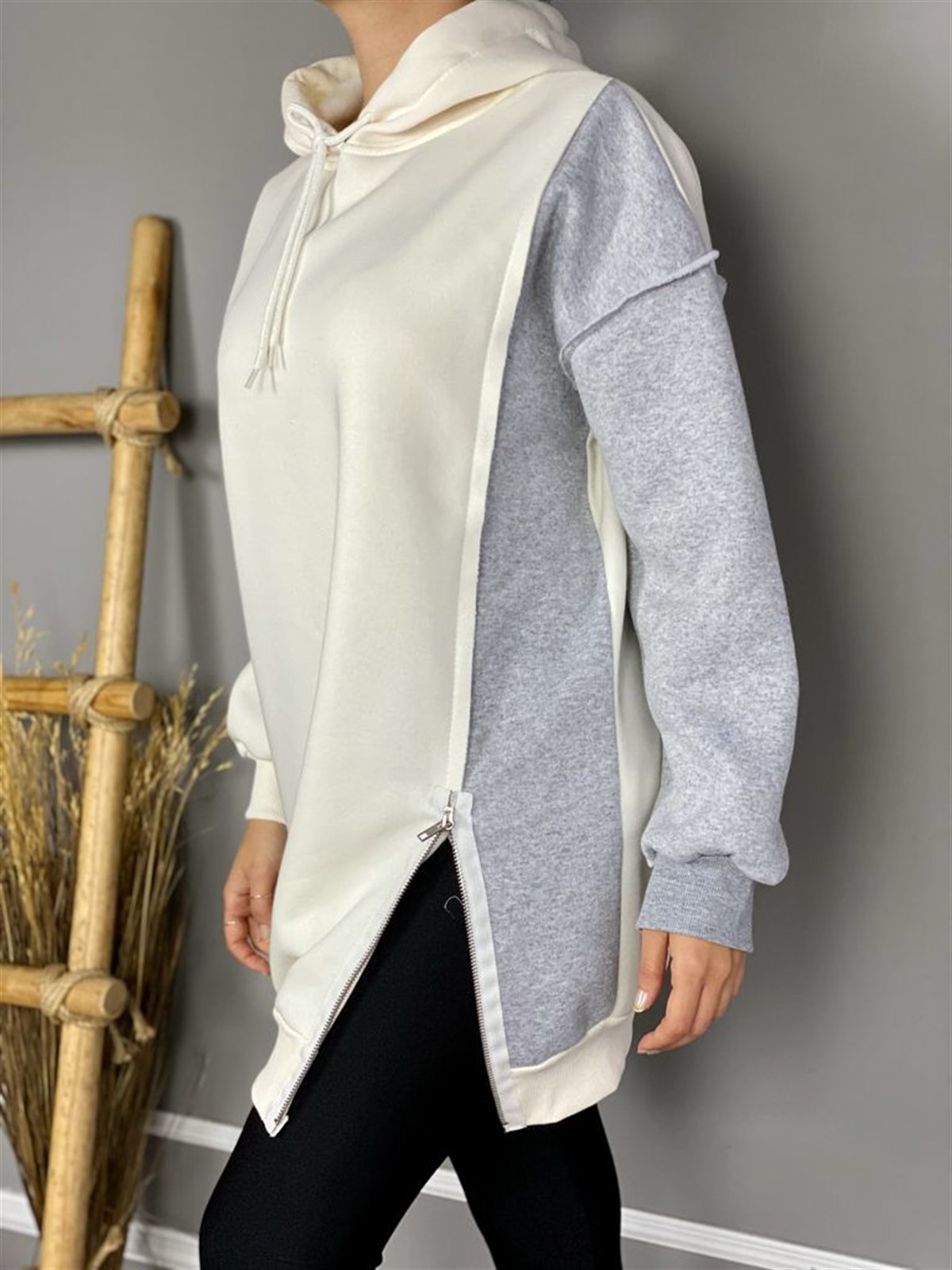 Yandan Fermuar Yırtmaç Detaylı Tunik Sweat (Beyaz)