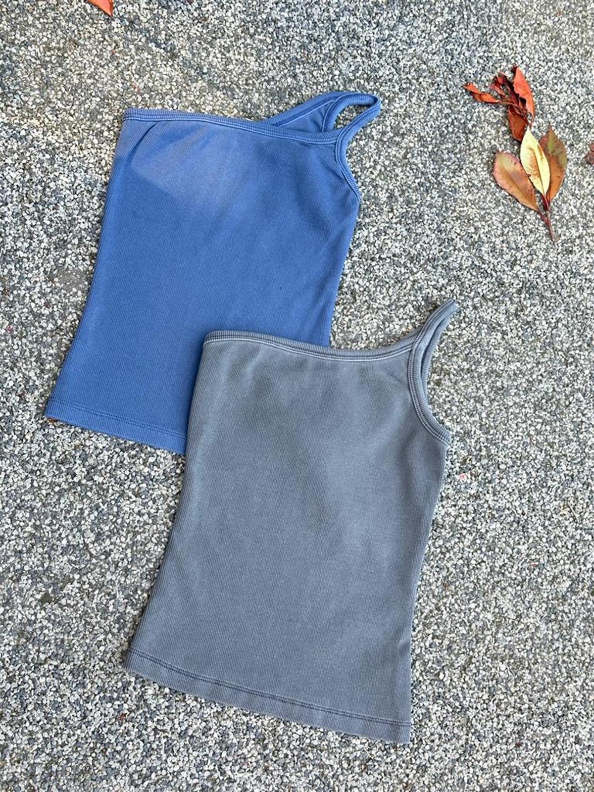Yıkamalı Asimetrik Kesim Dilvin Crop Top (Lacivert/Antrasit)