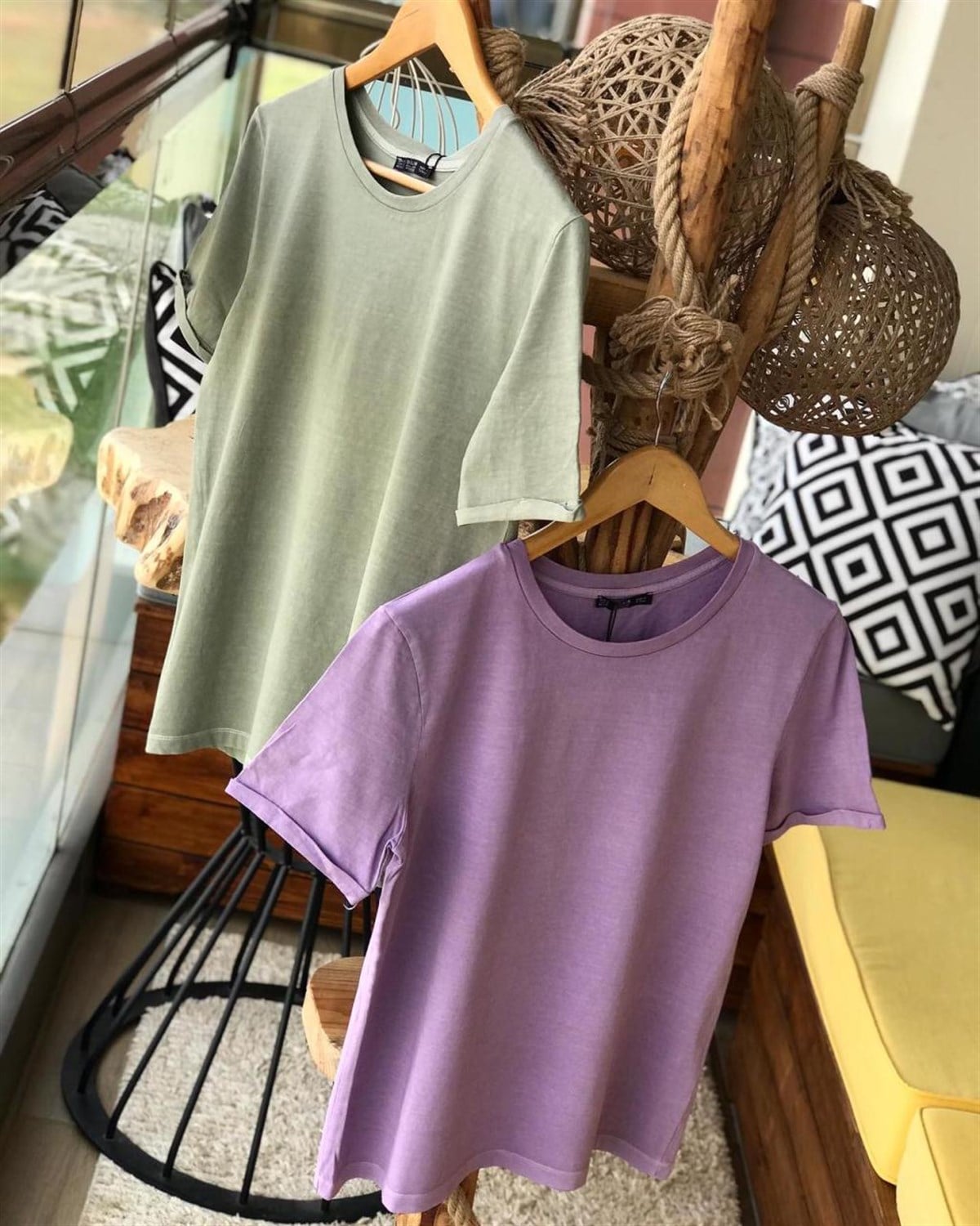 Yıkamalı Kumaş Kolları Duble Katlamalı Basic Tshirt  ( HAKİ & LİLA)
