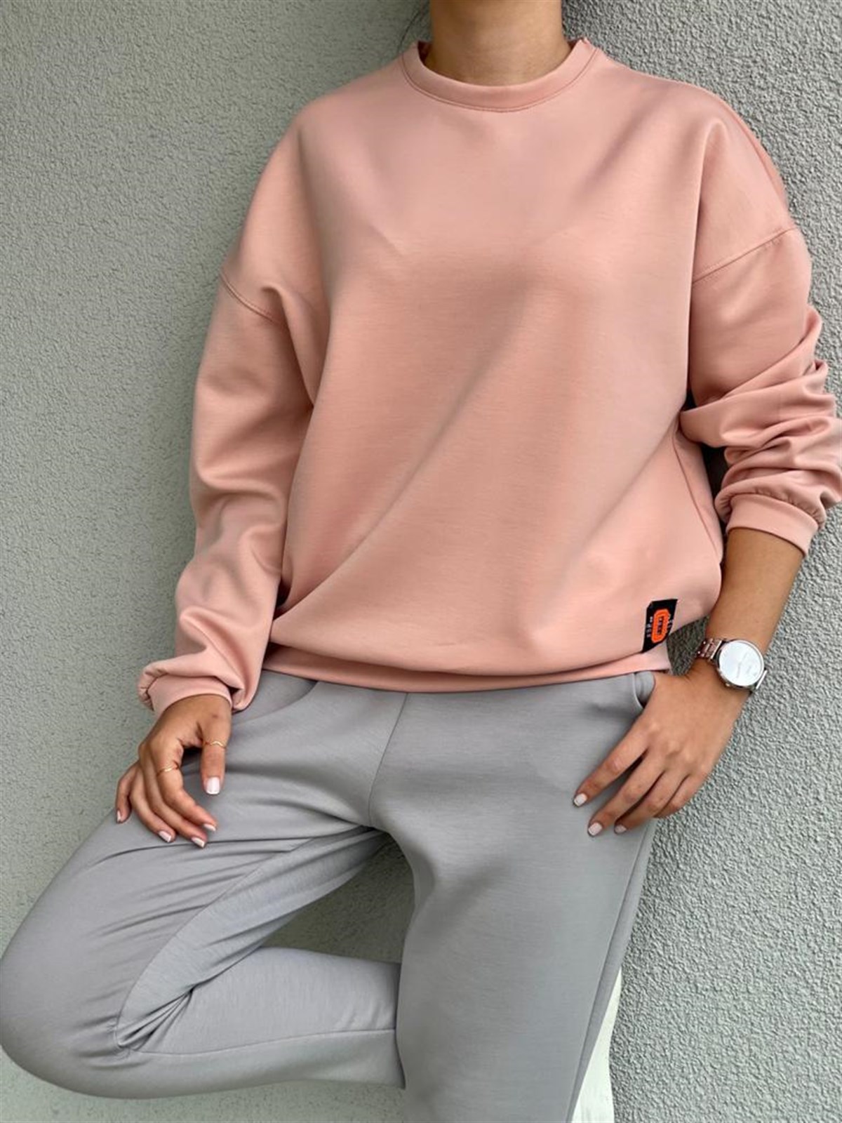Yumoş Doku Arma Detaylı Sweat (Pudra)