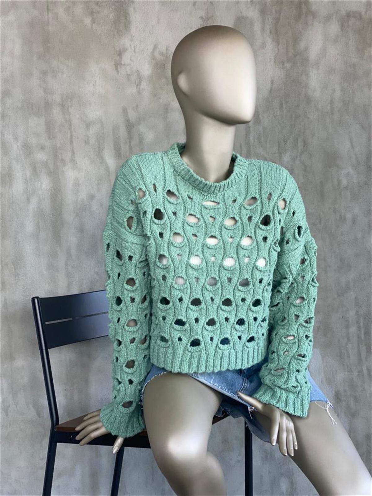 Yumoş Dokulu Delikli Kazak (Mint)