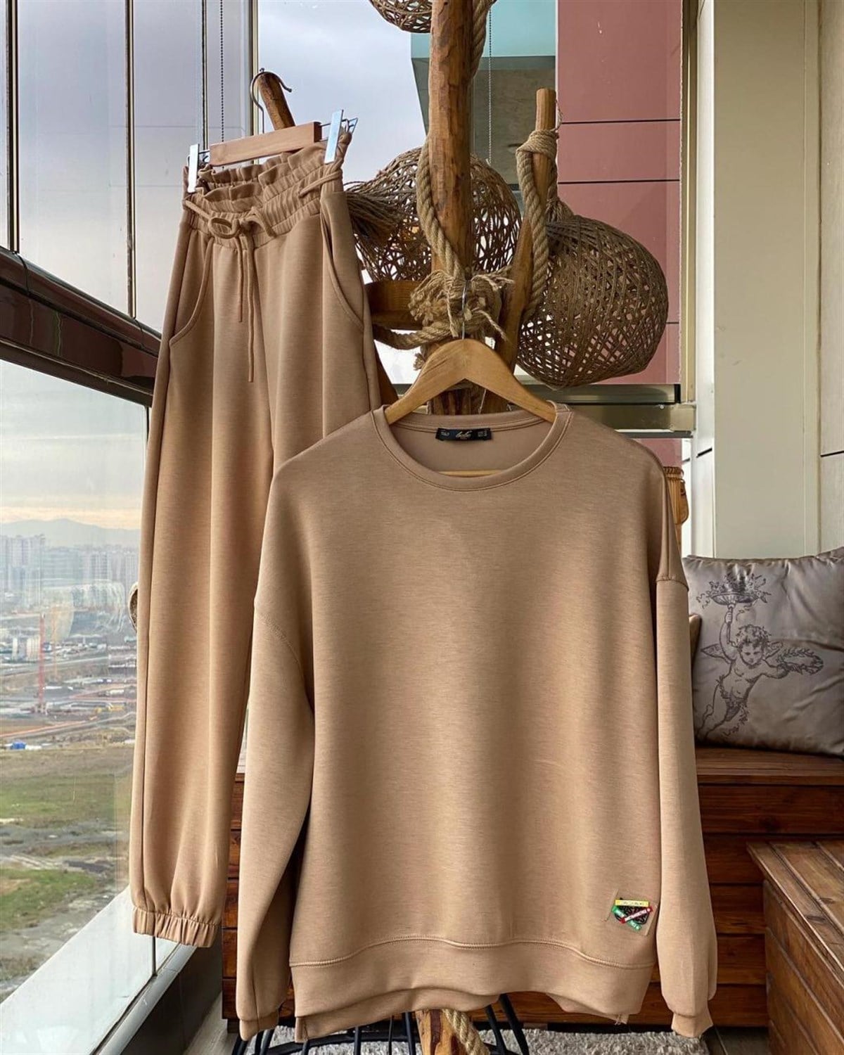 Yumuşak Dokulu Esnek Sweatshirt (BEJ)