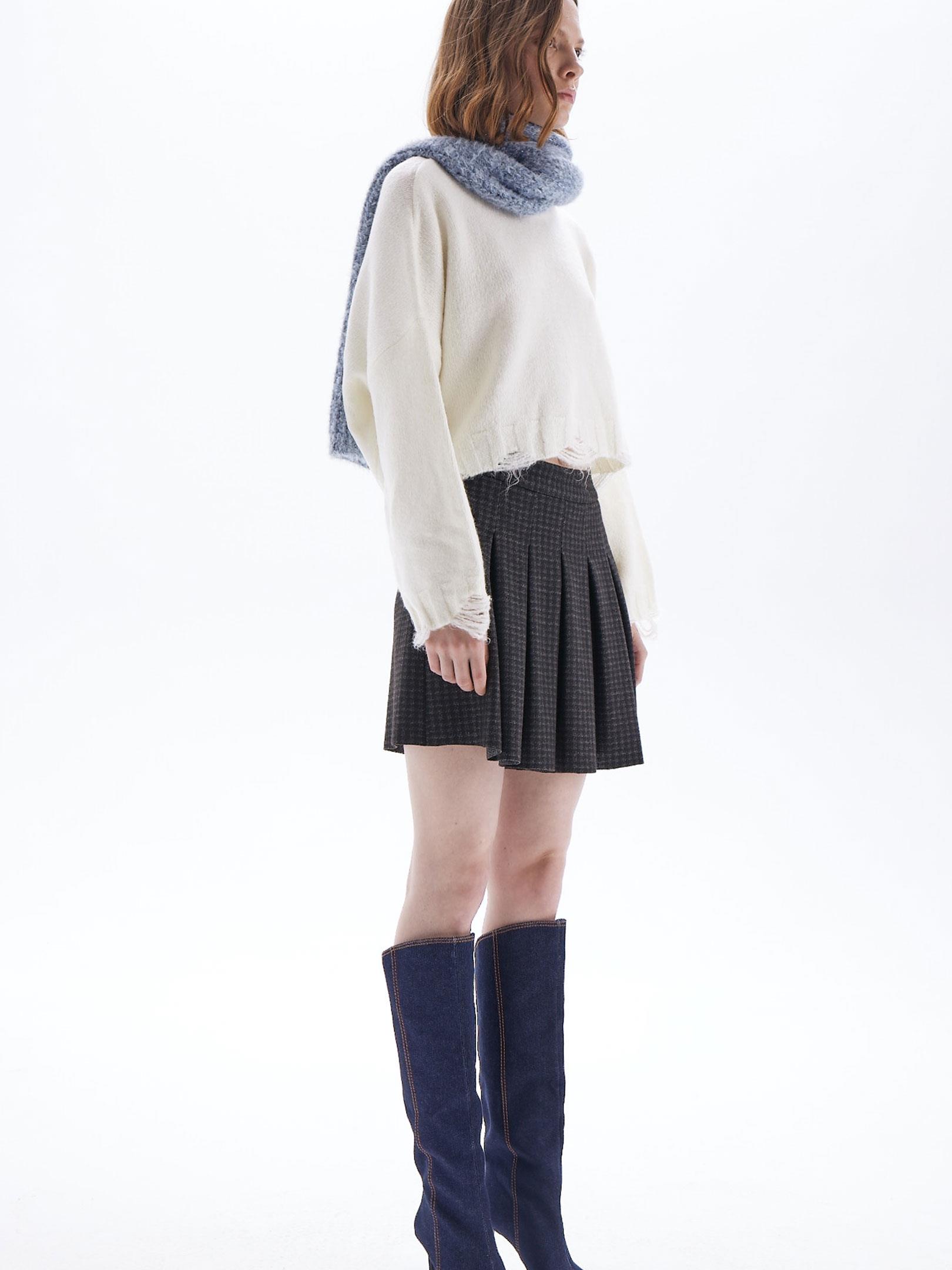 23FW104003 FERMUARLI PİLELİ KARELİ MİNİ ETEK Kategorisiz Modelleri
