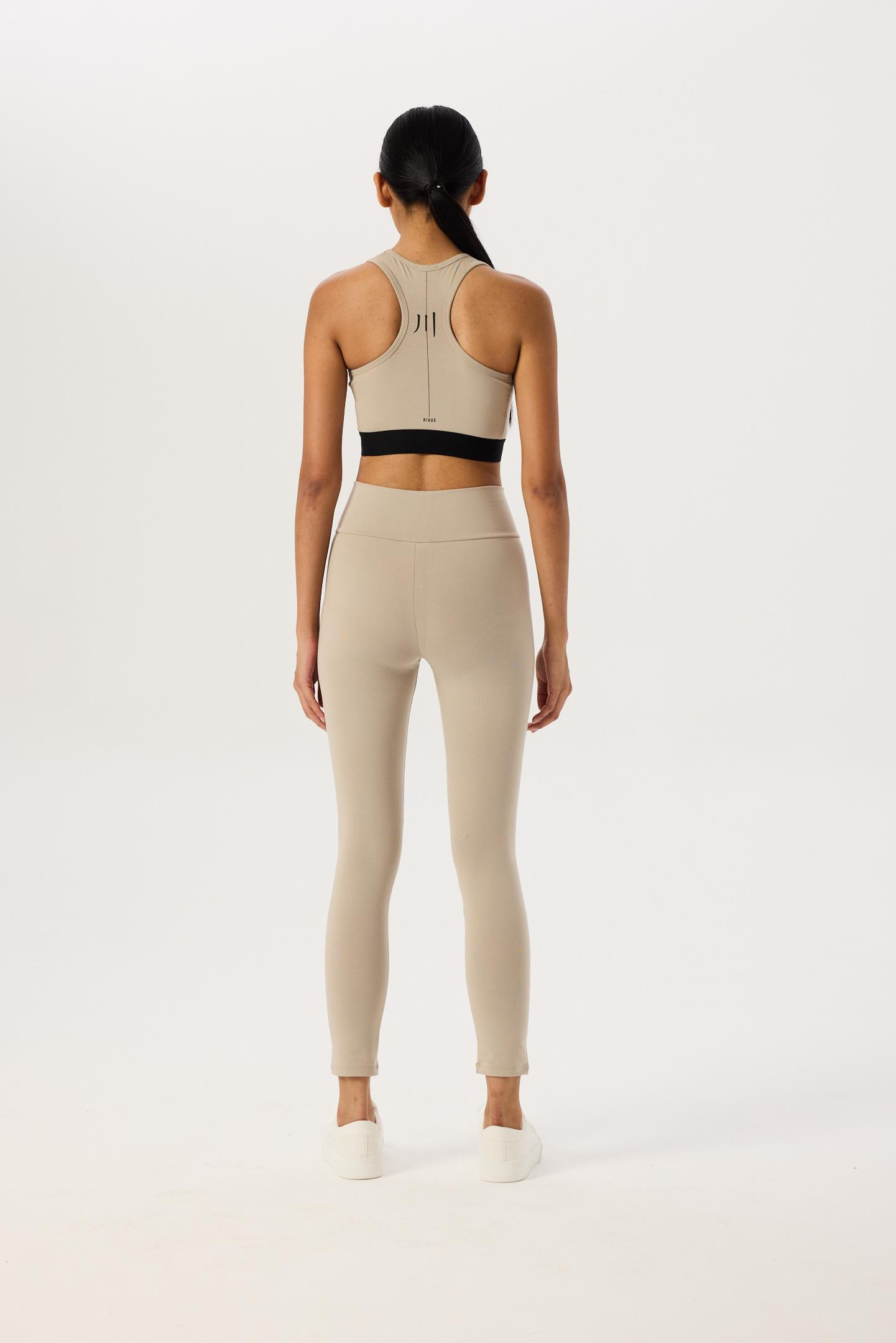 Altı Lastikli Yüzücü Sırt Spor Bralet - Bej Body Modelleri