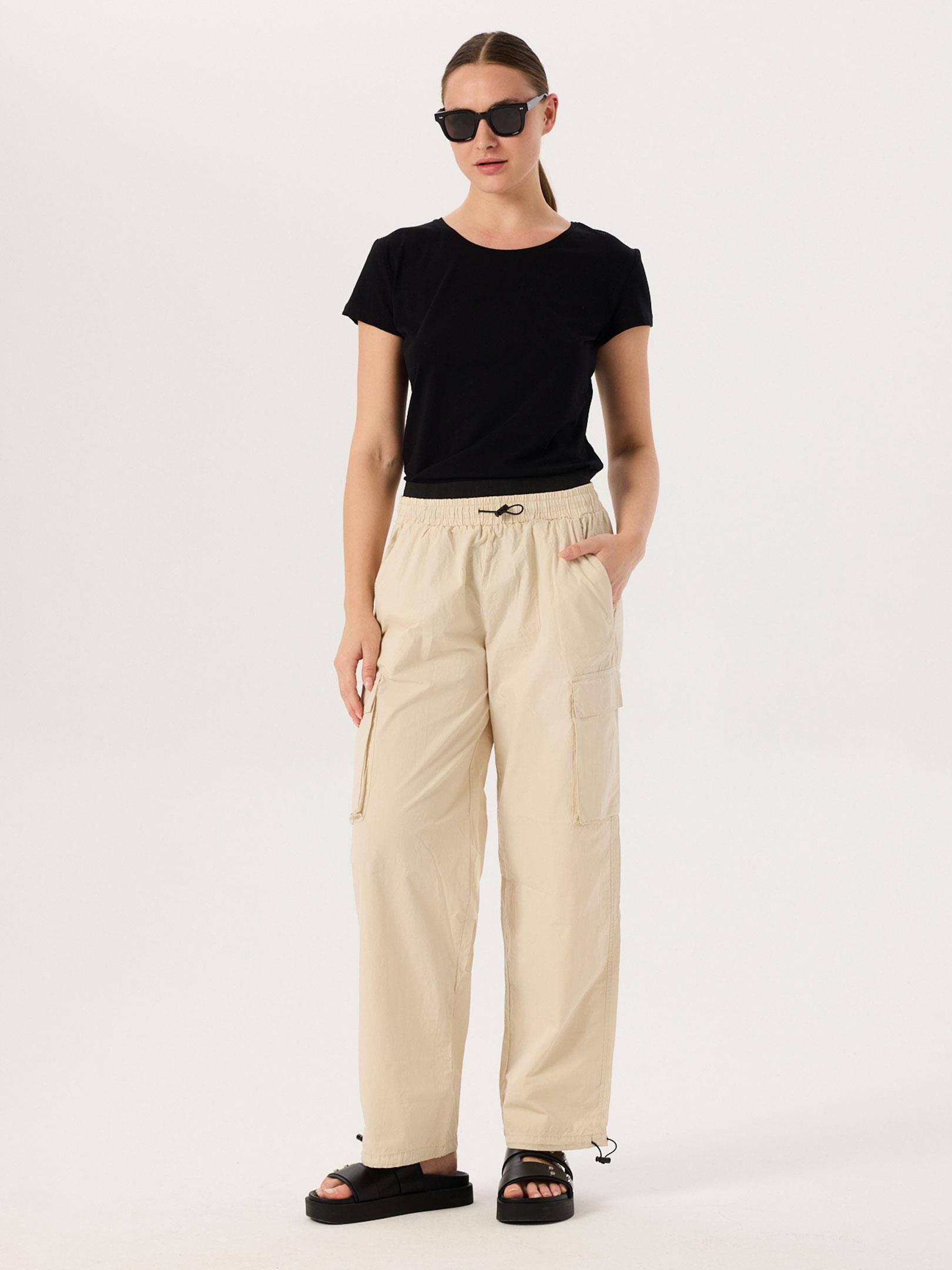 Bisiklet Yaka Basic T-Shirt - Siyah T-shirt Modelleri