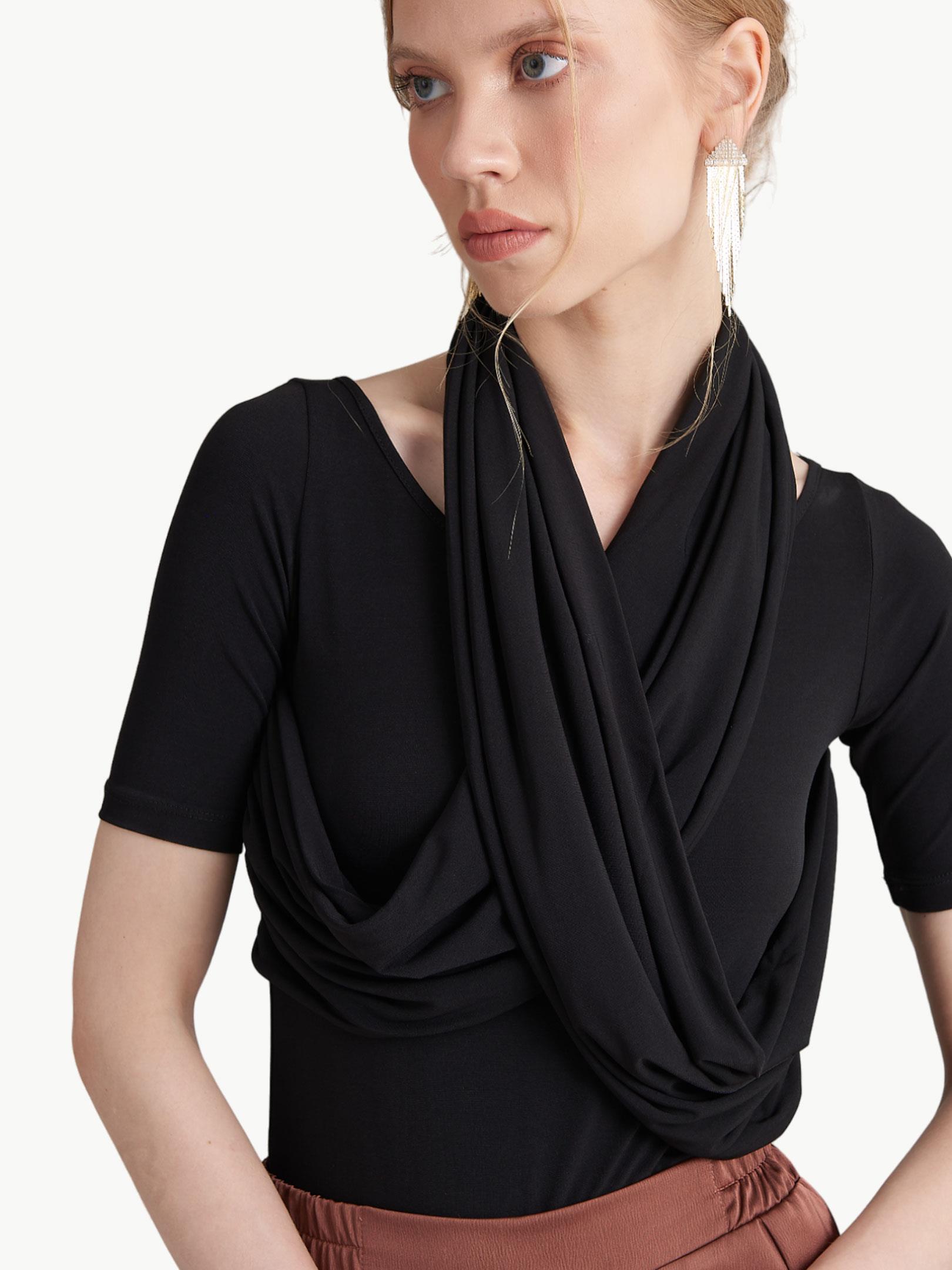 Çapraz Geçişli Bağlamalı Body - Siyah Body & Bluz Modelleri