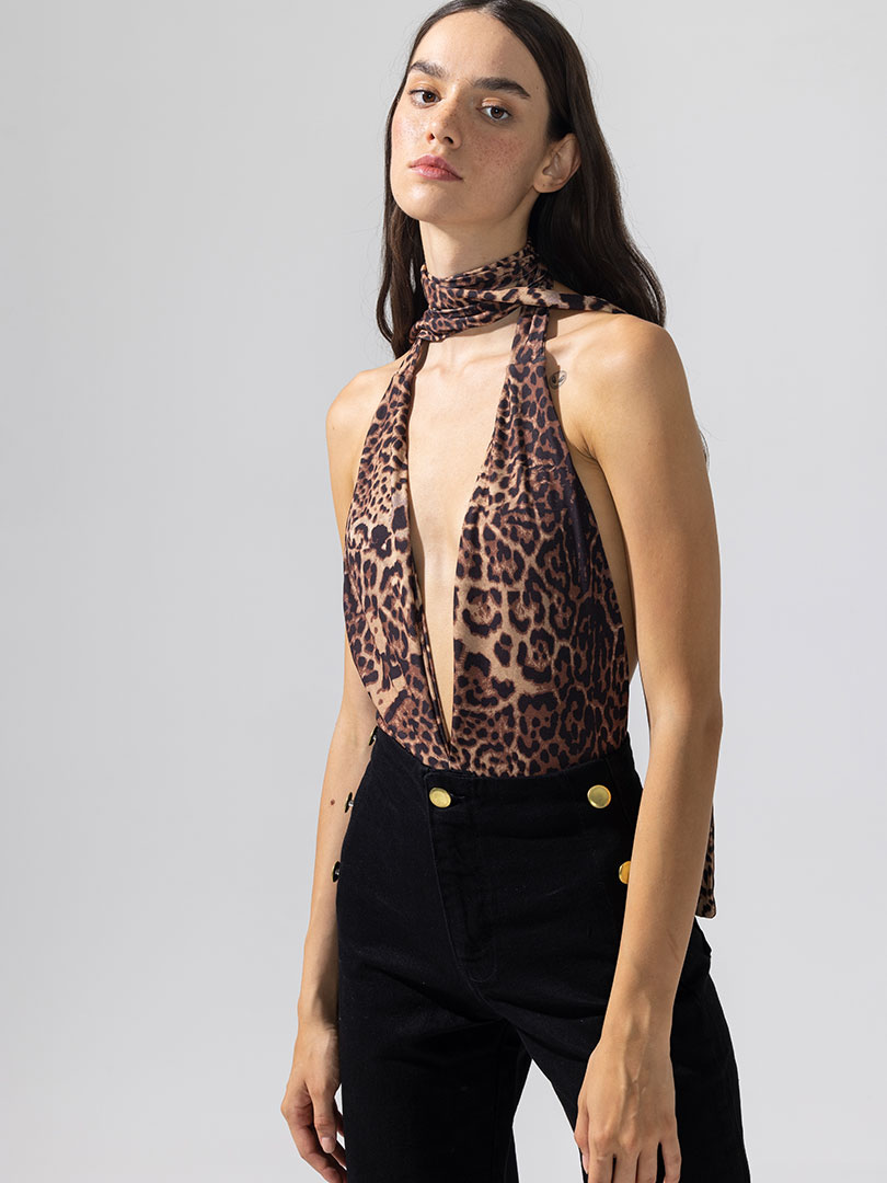 Derin Göğüs Dekolteli Bağlamalı Alttan Çıtçıtlı Leopar Desenli Body - Leopar Desenli