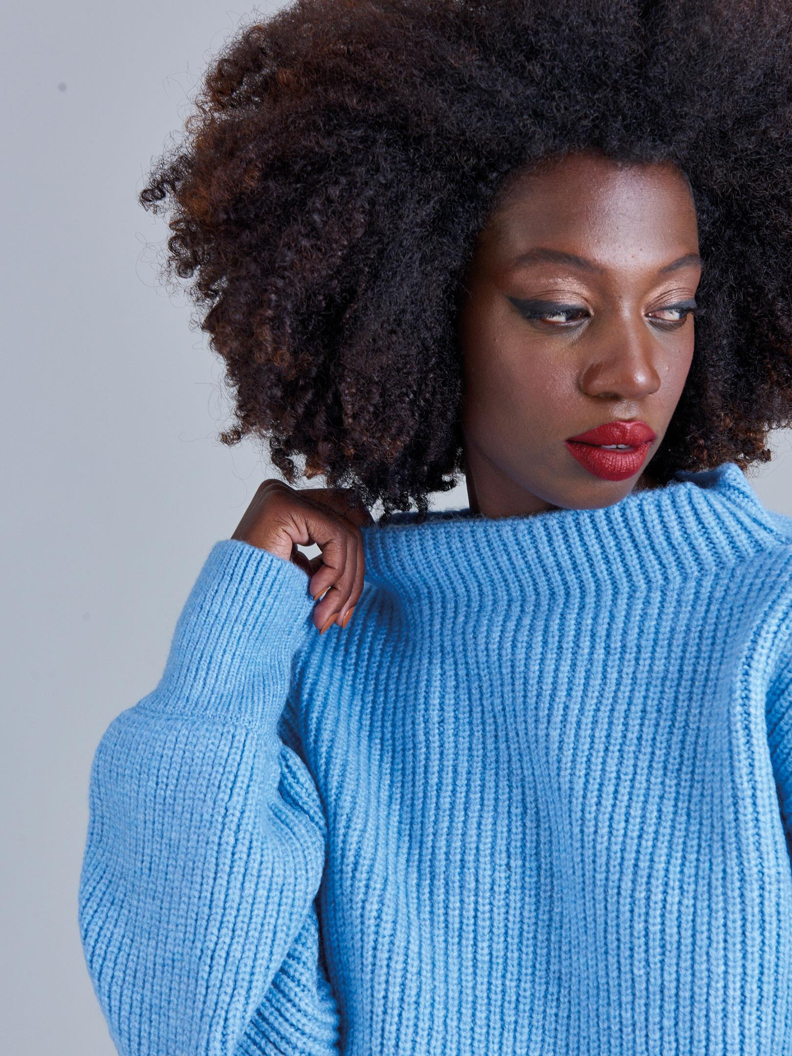 Dik Yaka Balon Kollu Triko kazak - Mavi Triko & Kazak Modelleri