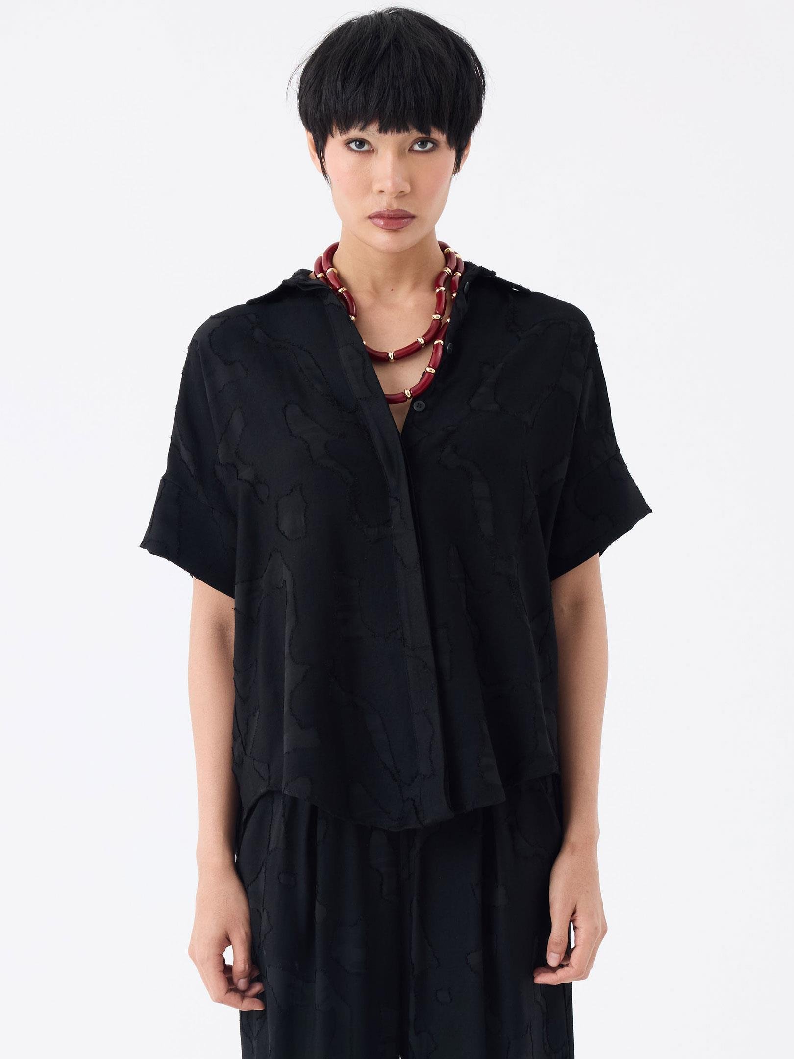 Jakarlı Kısa Kol Oversize Gömlek - Siyah Gömlek Modelleri