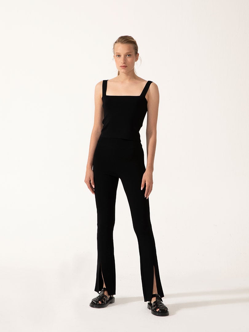 Önden Yırtmaçlı  İspanyol Paça Maksi Triko Pantolon - Siyah