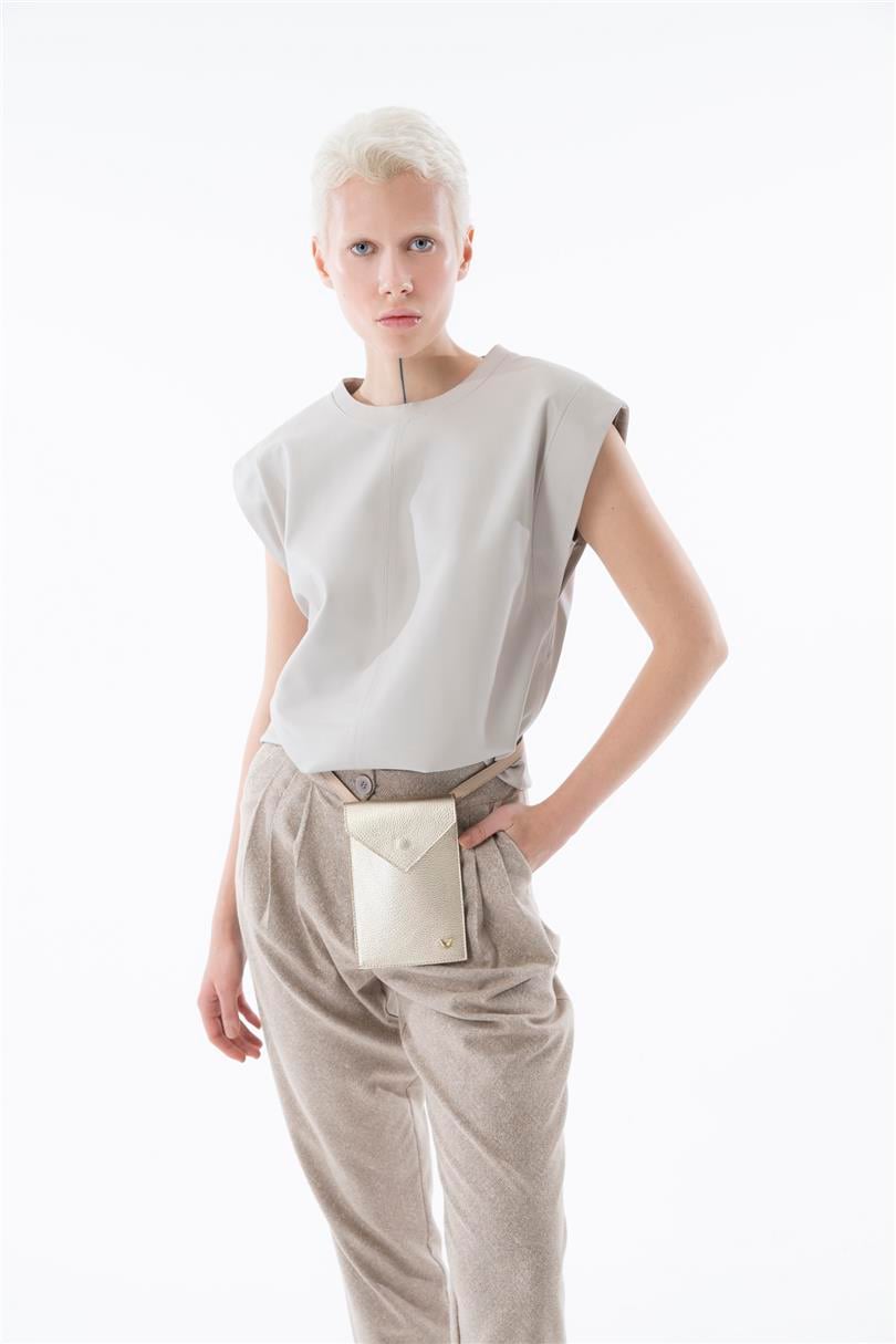 Vatkalı Deri T-shirt - Bej