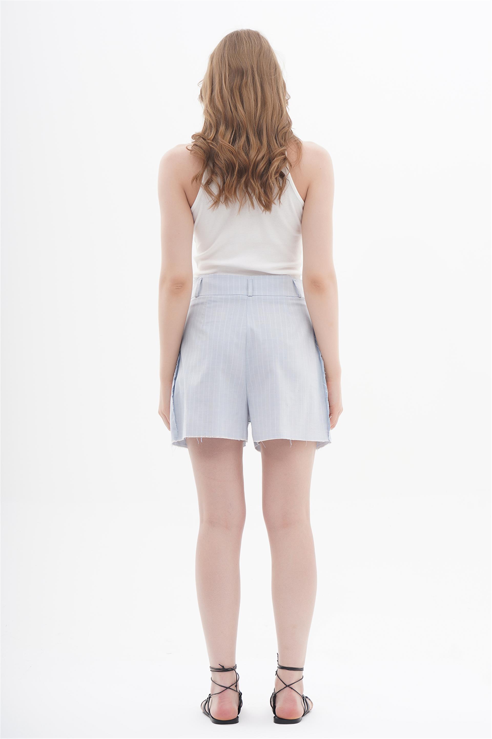 010624 CUT EDGE LOOSE FIT PANTS SHORTS WITH STRIPES