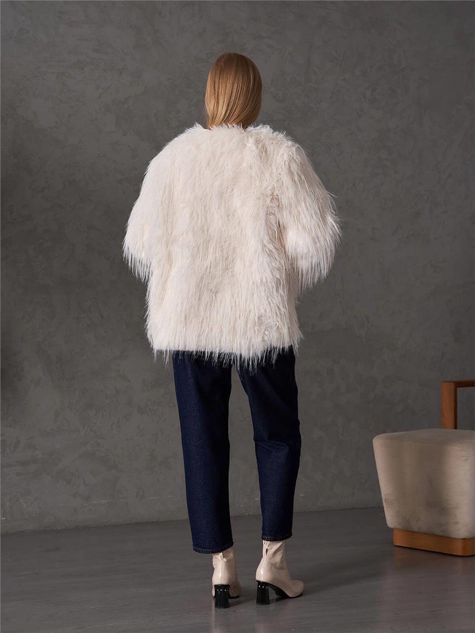 170453 Kısa Kürk Mont