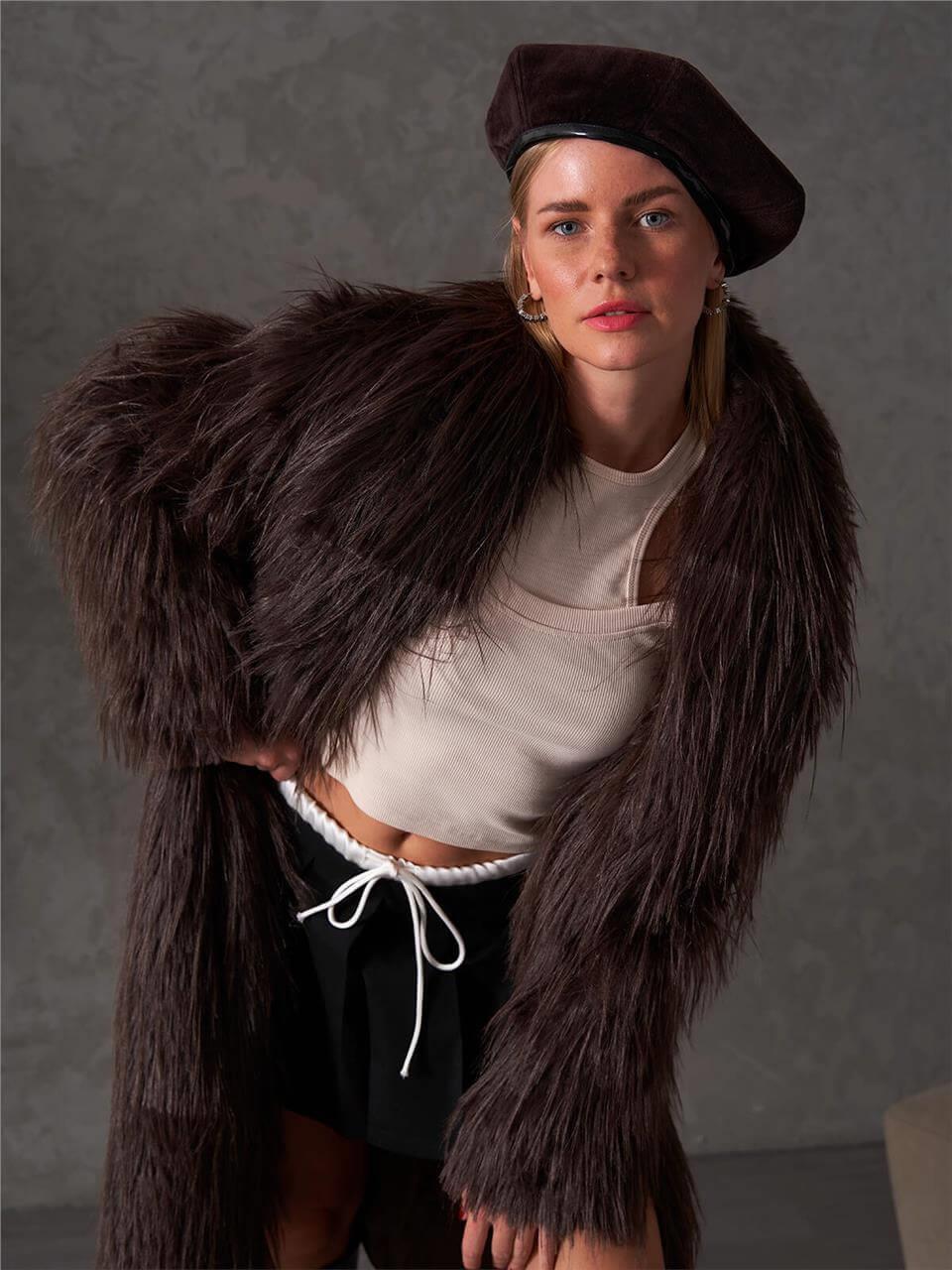 170456 Şal Yakalı Uzun Kürk