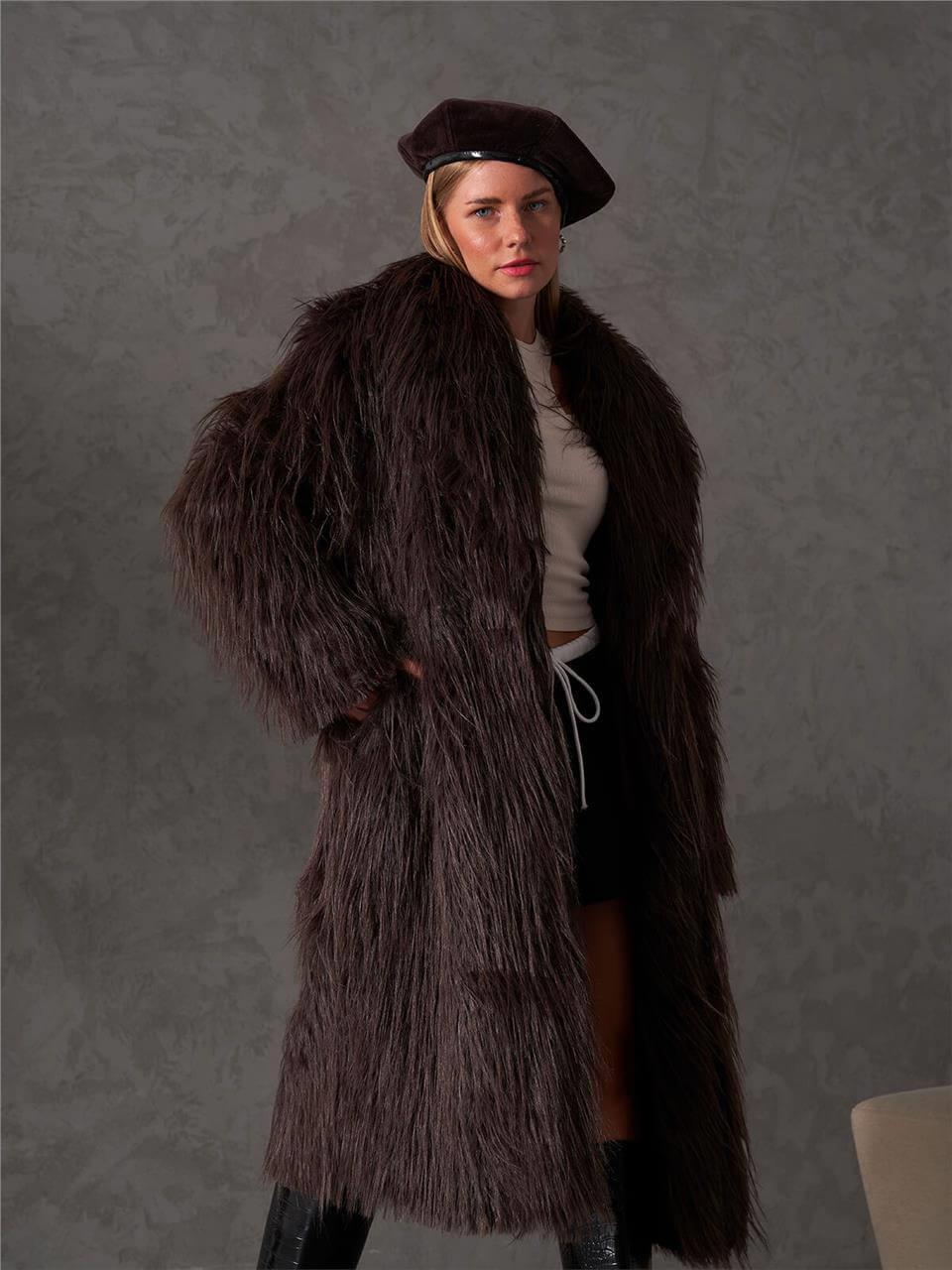 170456 Şal Yakalı Uzun Kürk