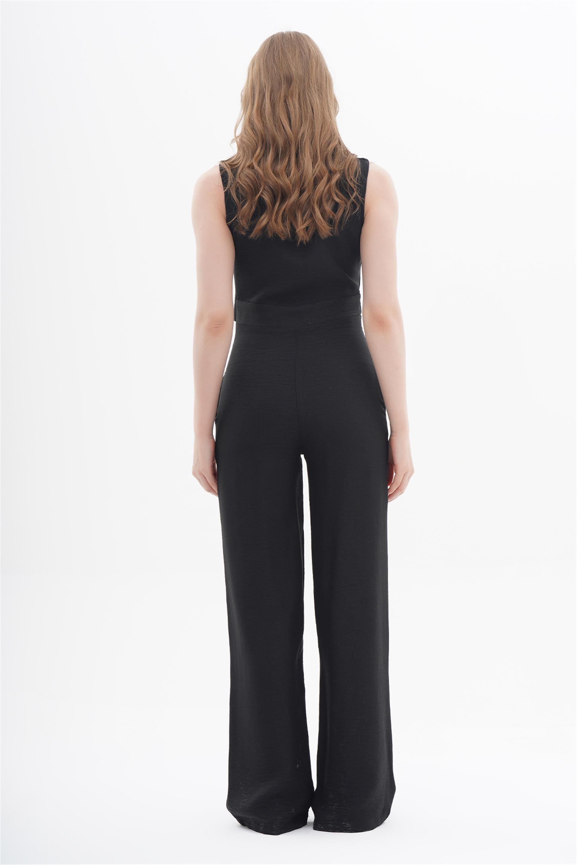 180439 SLEEVELESS WRAP OVERALL IN FULL LENGTH