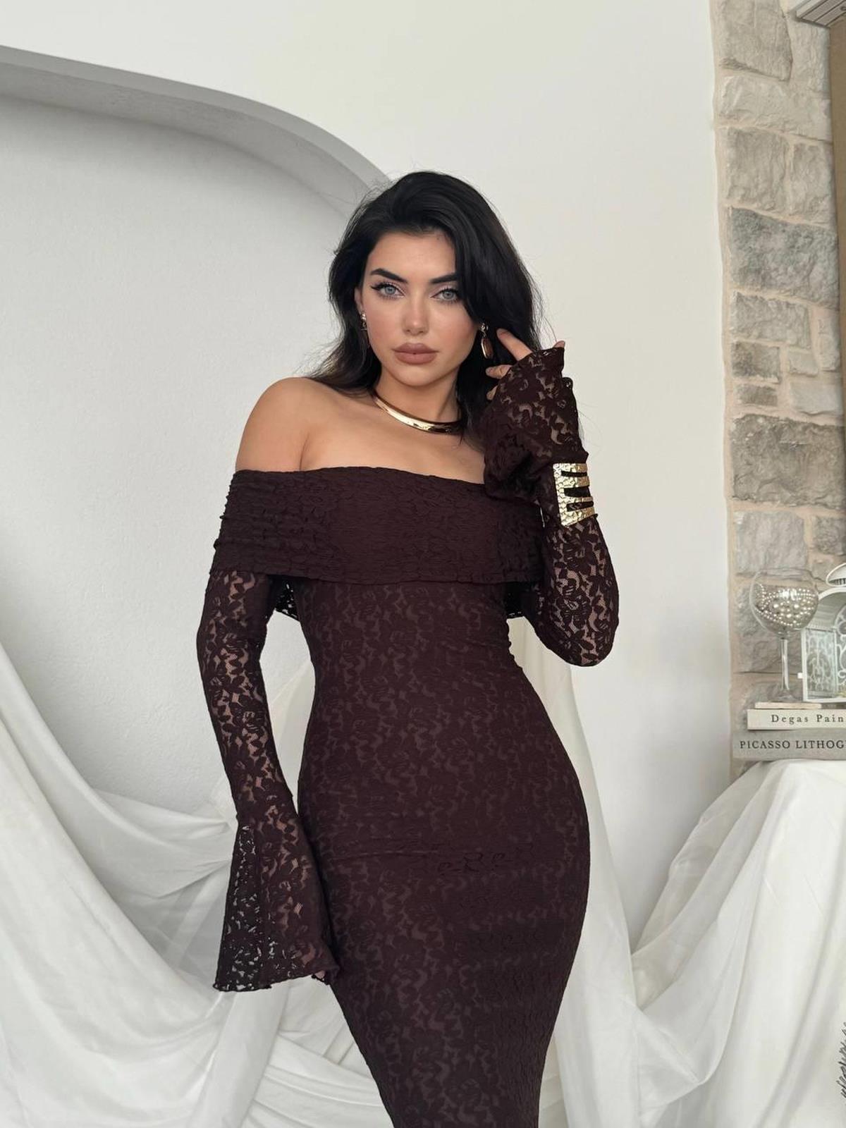Arya Strapless Lace Dress