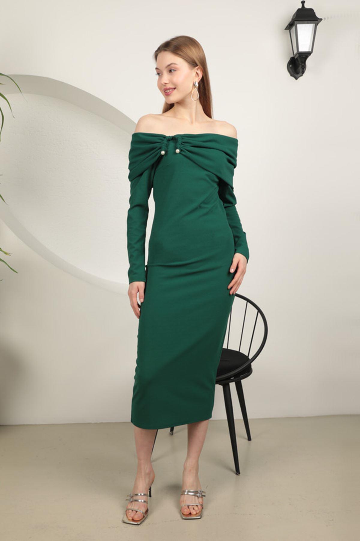 Crepe Fabric Madonna Dress With Neckline Accessories-Emerald Green