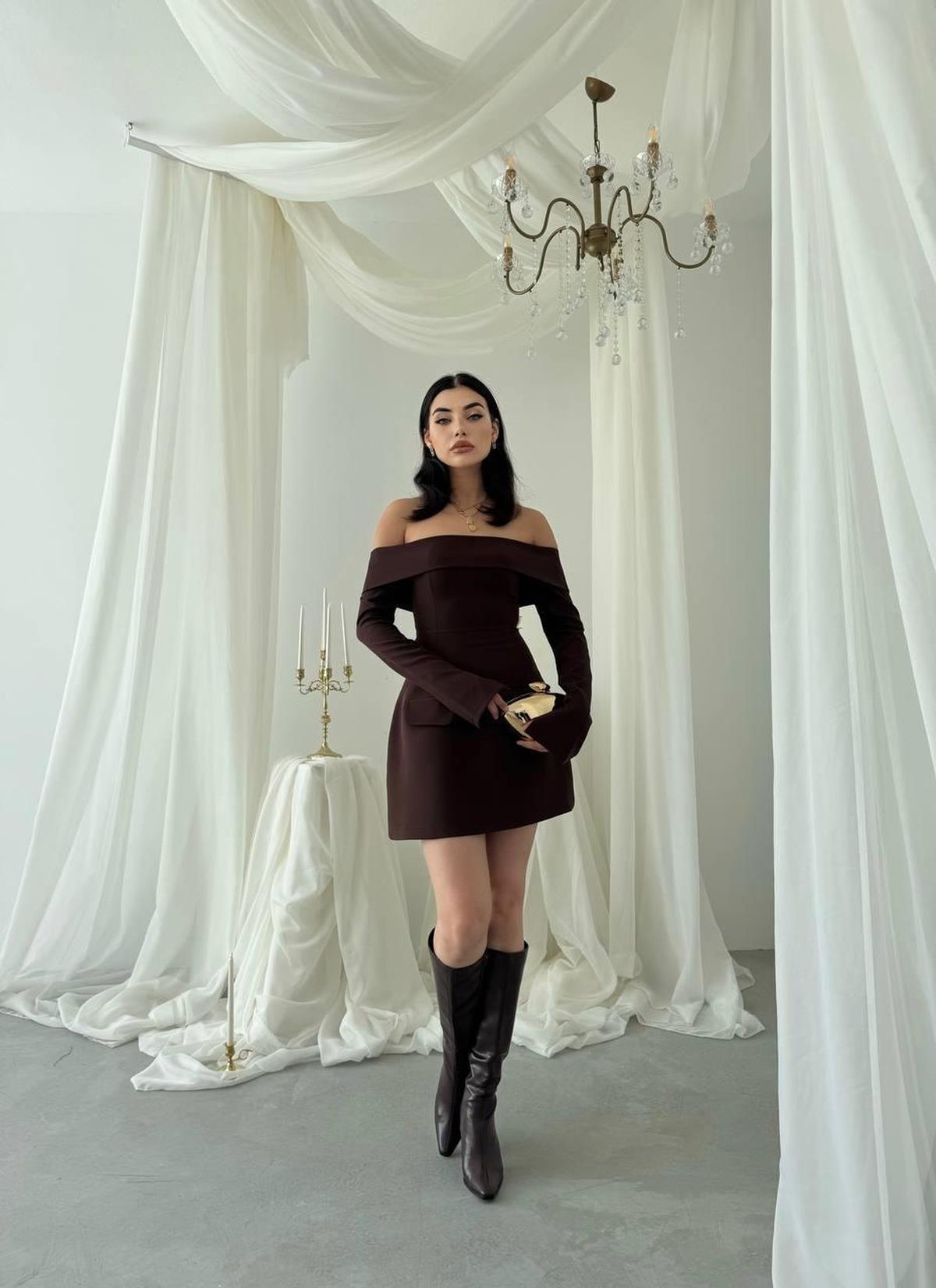 Devru Strapless Dress