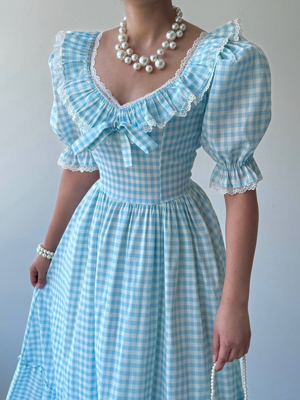 Geun Ruffle Collar Dress