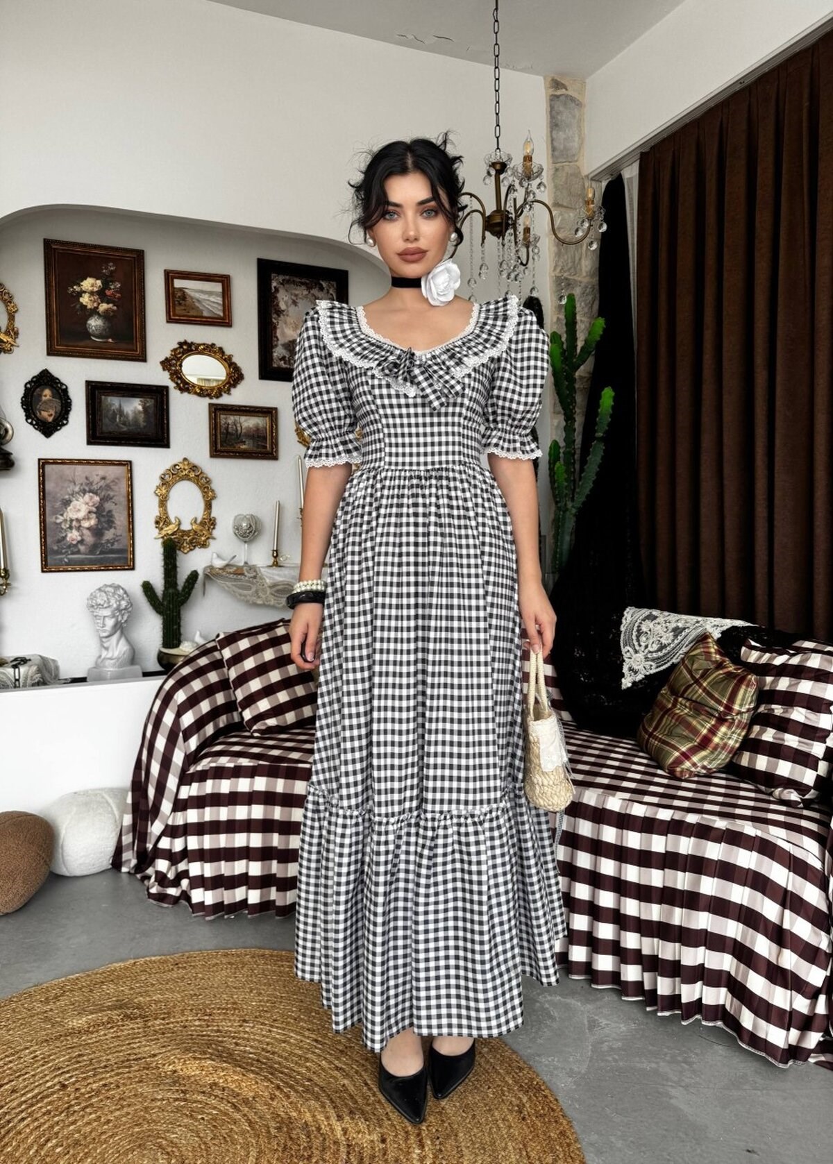 Geun Ruffle Collar Dress