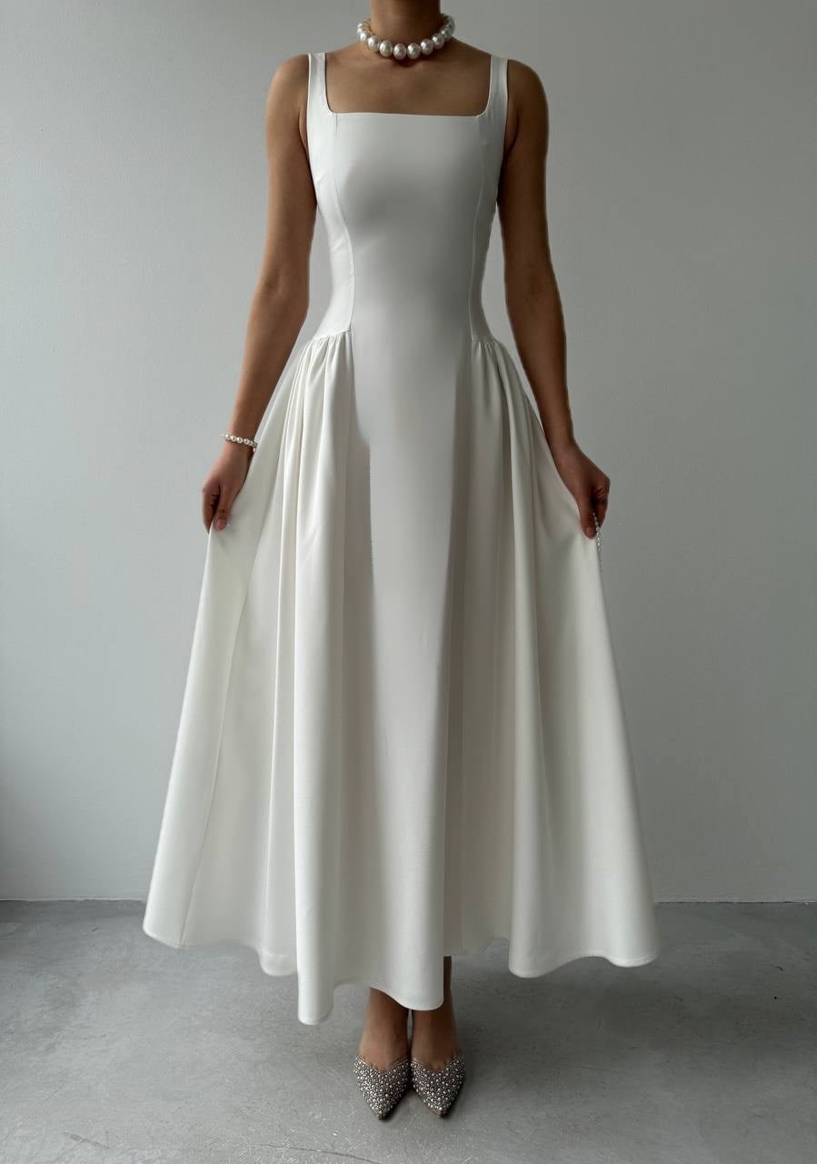 Heldi Pleated Dress - White 00597