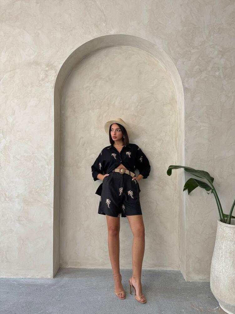 Kemer Detaylı Nakışlı Keten Şort - Siyah | Topshow