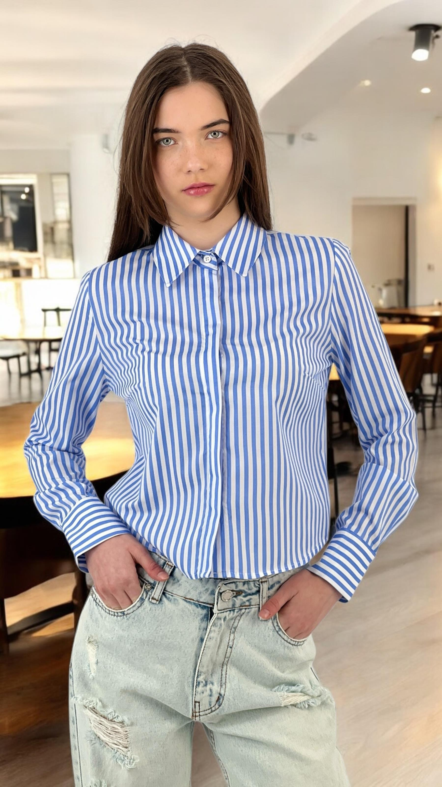 Klasik Çizgili Uzun Kollu Gömlek