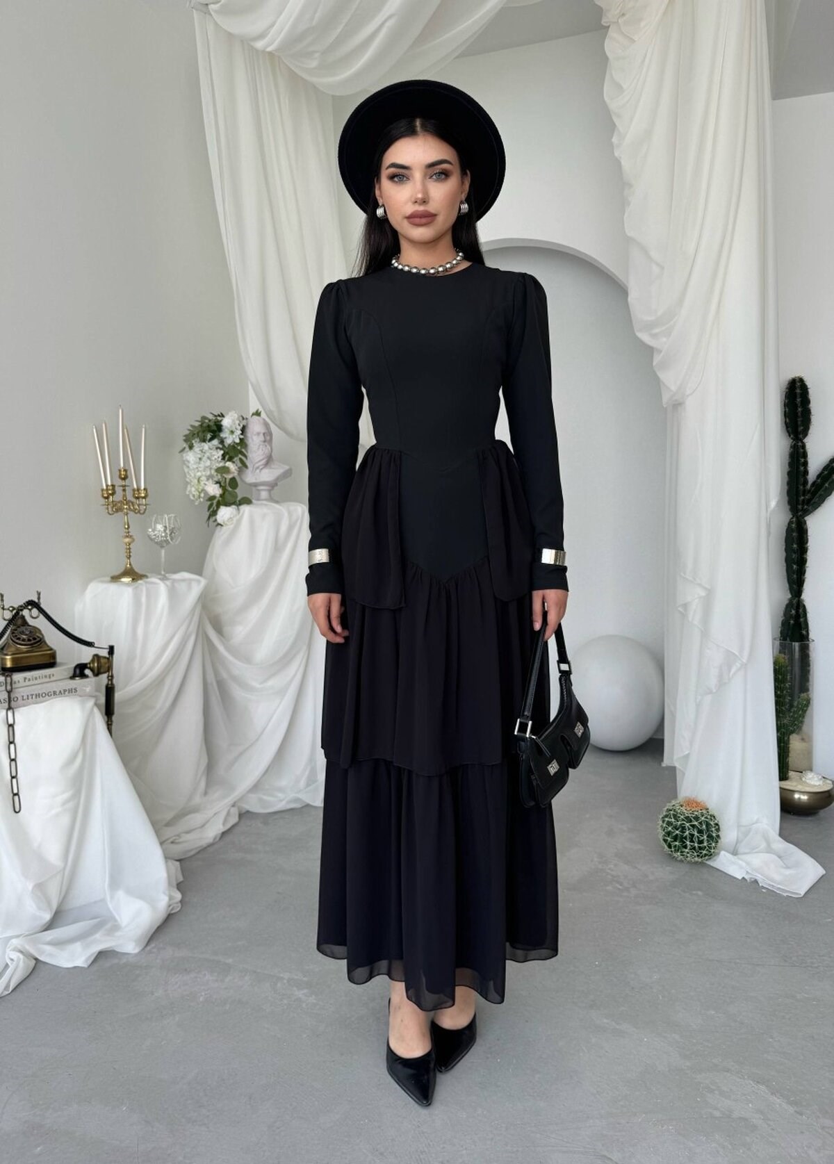 Onces Midi Dress