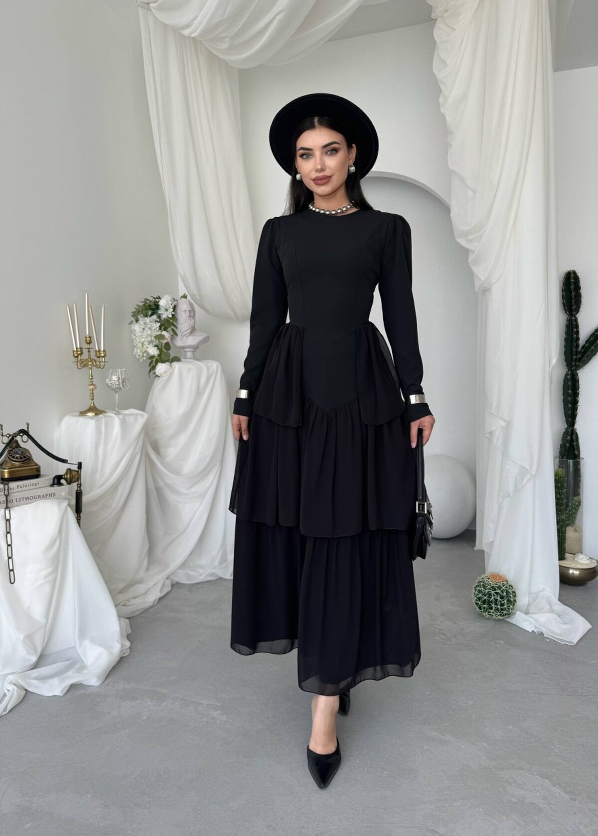 Onces Midi Dress