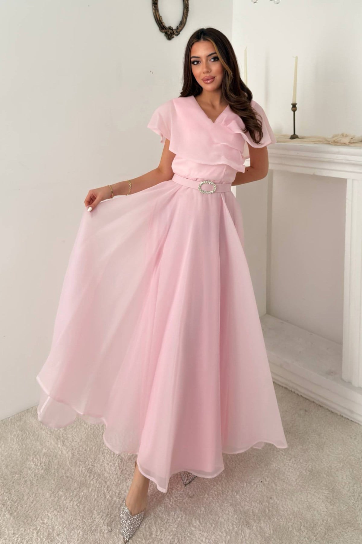 Pembe Pelerin Detaylı Organze Elbise