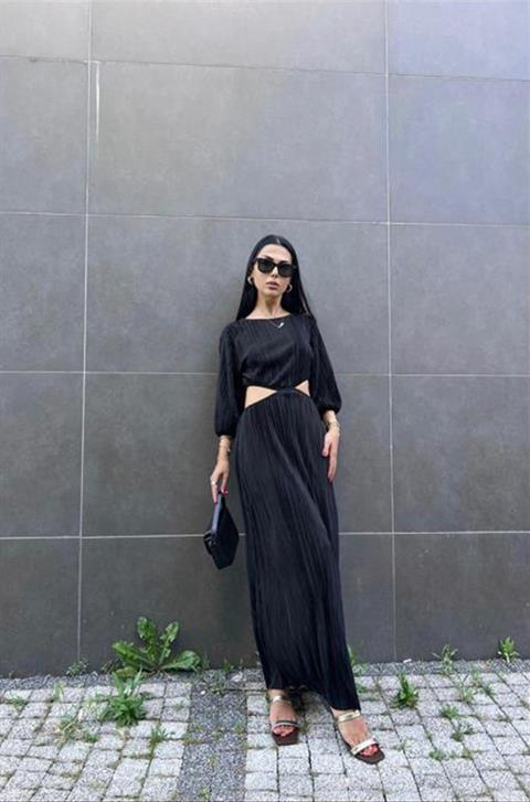 Piliseli Elbise - Siyah