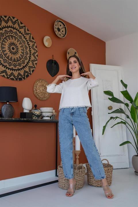 Püskül Detaylı Bluz - Beyaz