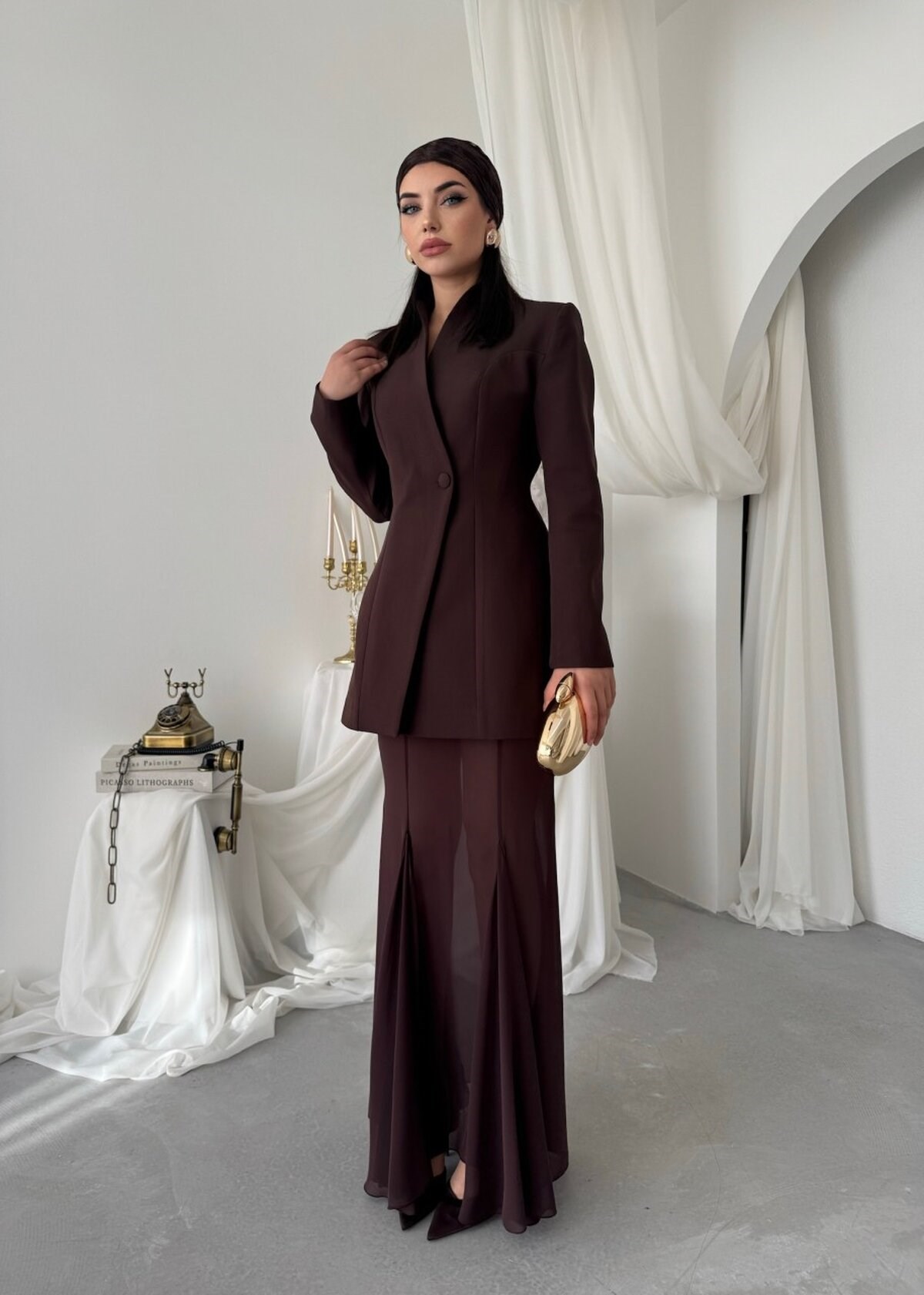 Sacra Two-Piece Set