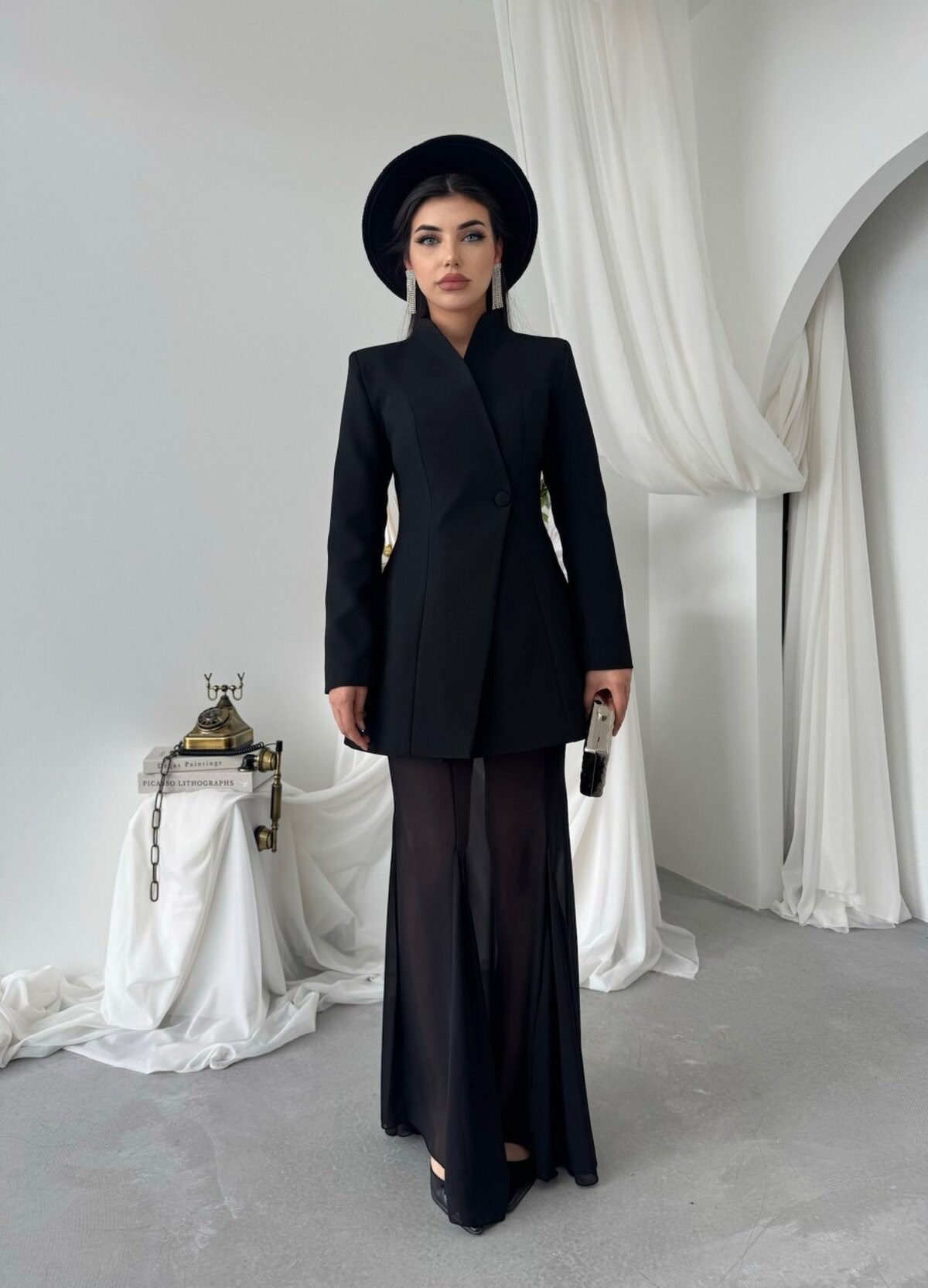 Sacra Two-Piece Set