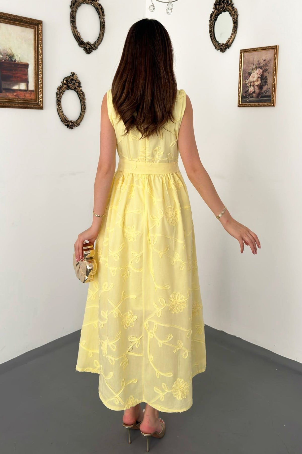 Sarı Beli Büzgülü Kuşaklı Elbise